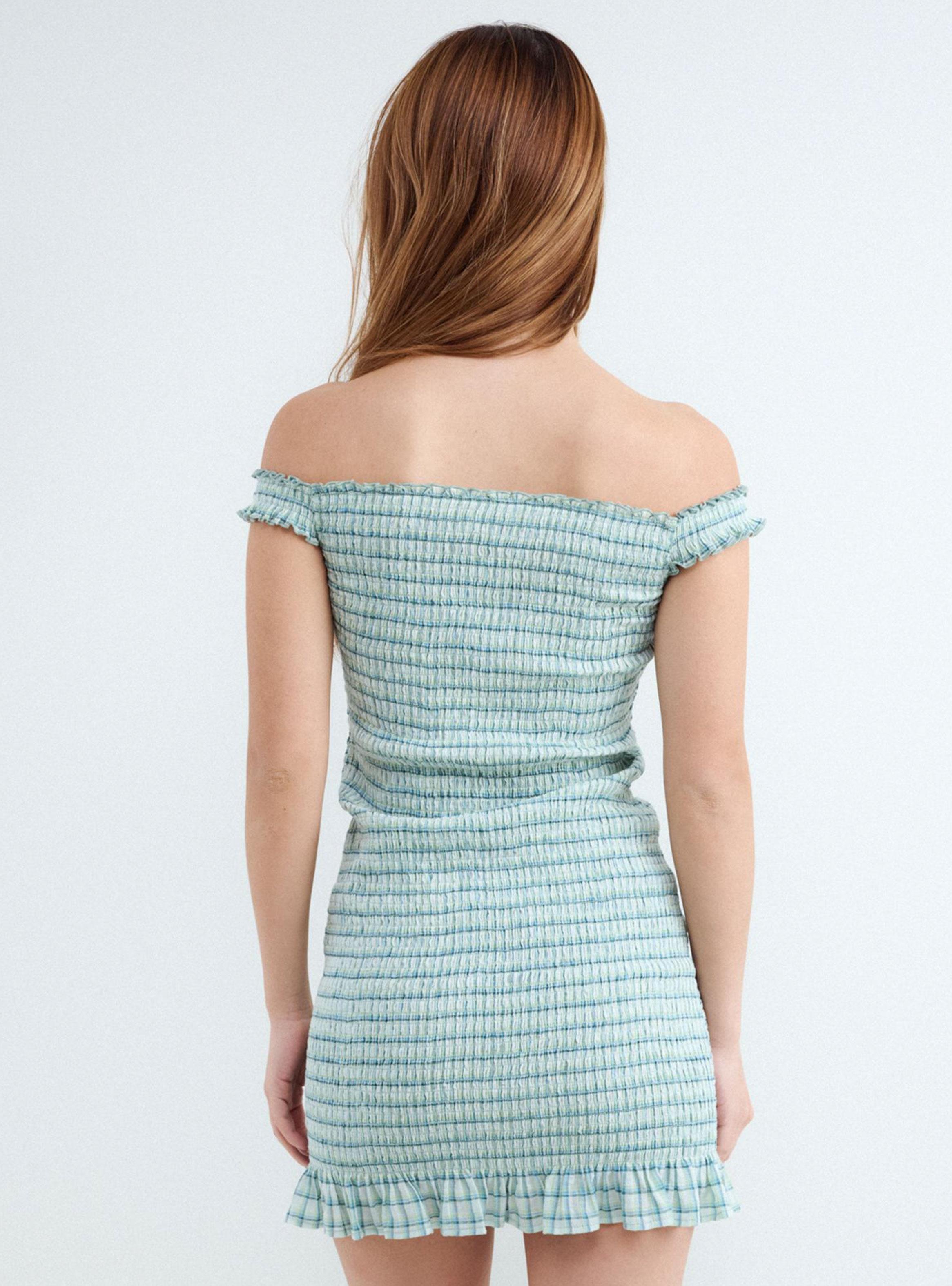 Vestido Corto con Nido de Abeja-1