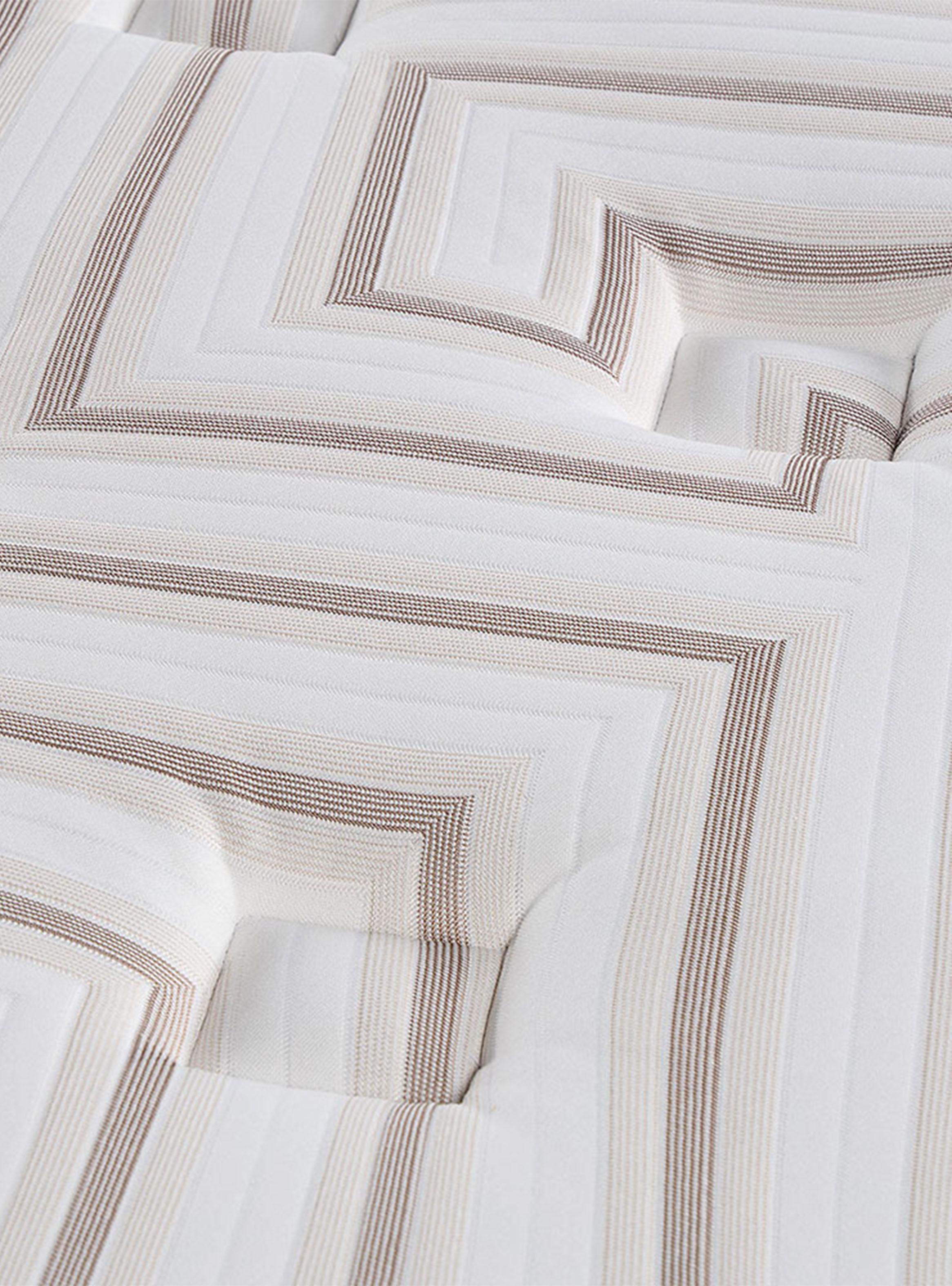 Cama Europea King Nest 1.80x2.00 R Marco-4