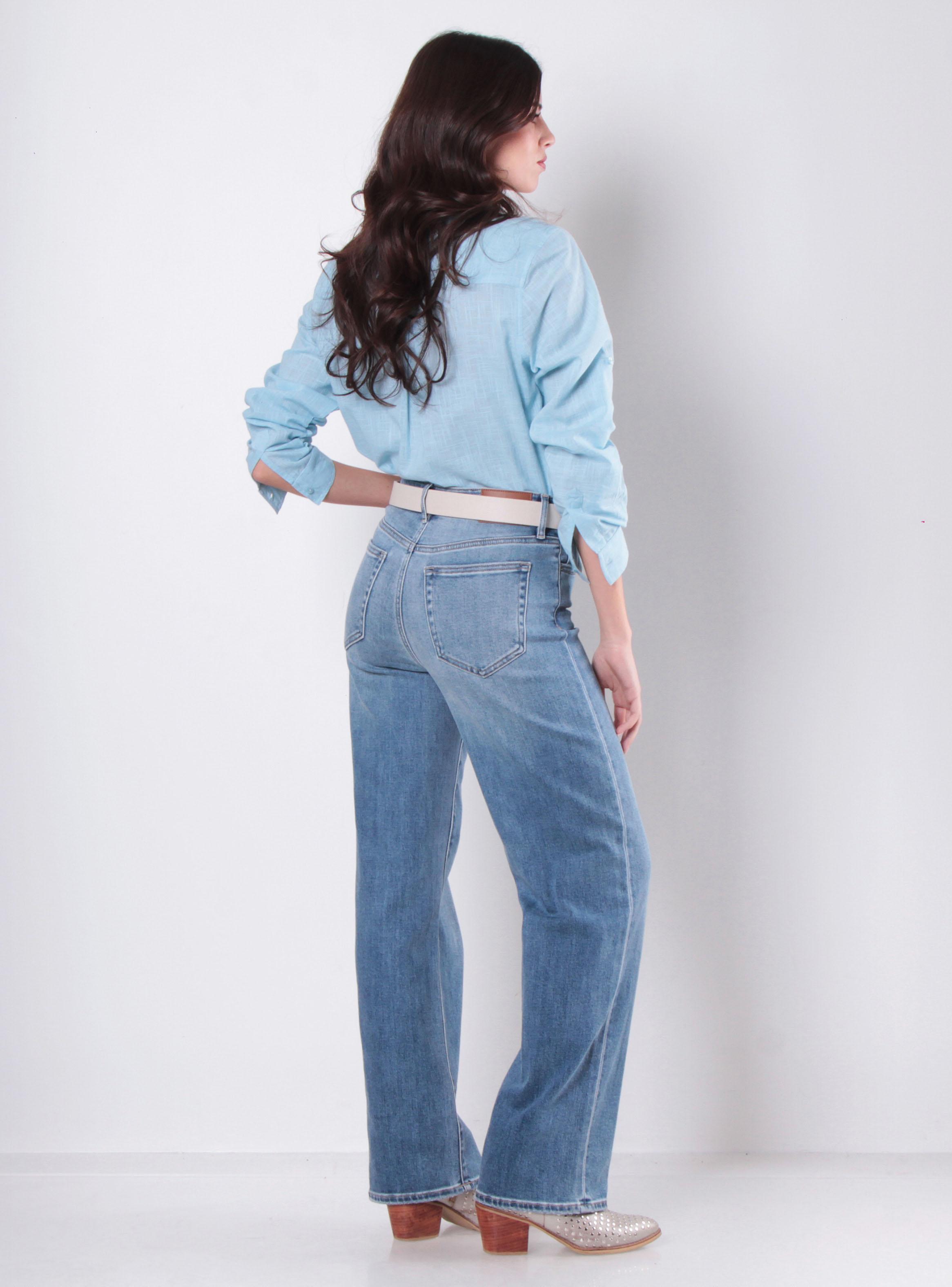 Blusa Manga Larga Abotonada en Delantero y Bolsillo 2280-4