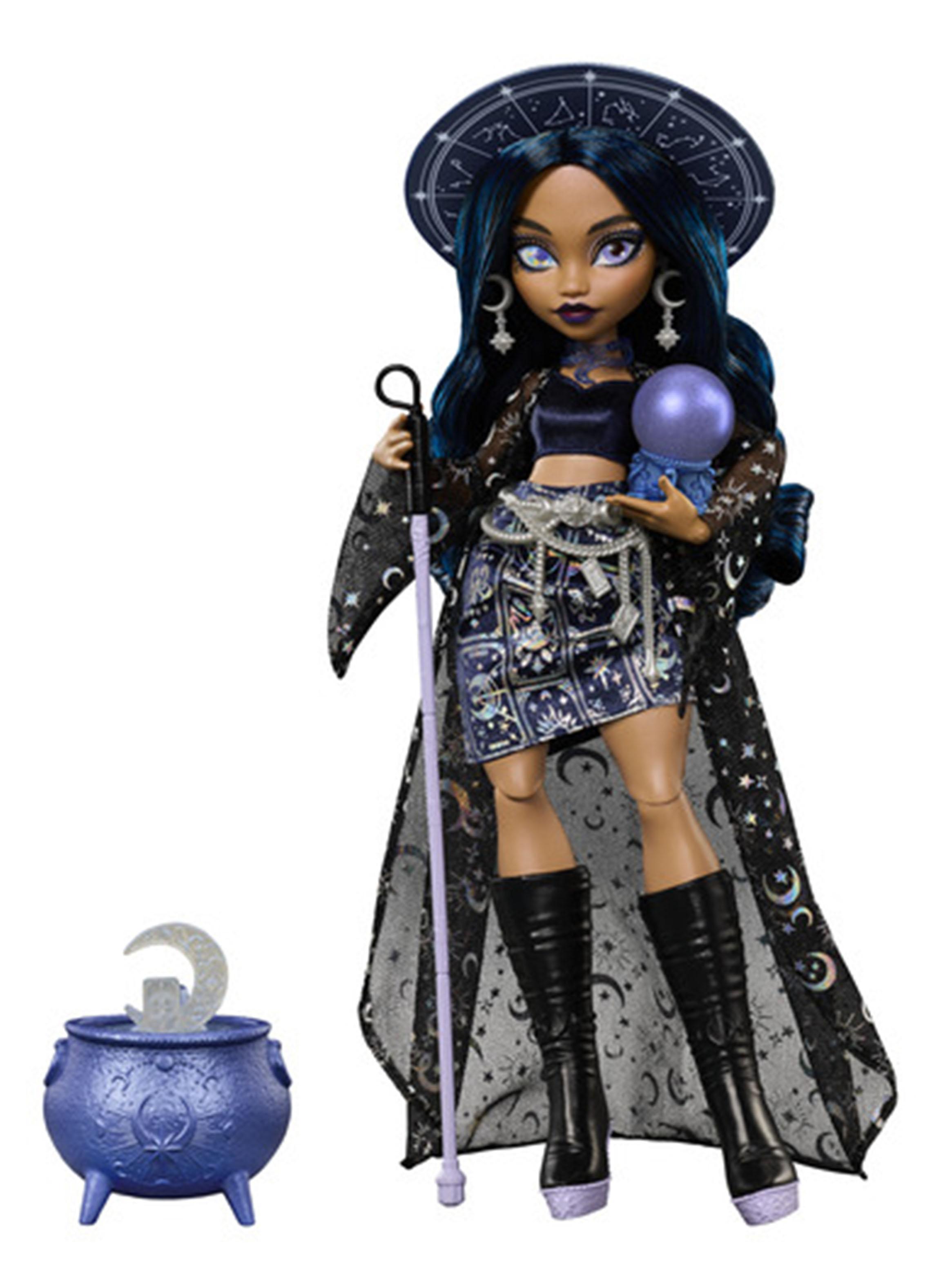 Muñeca Claire de Luna Moonspell Magic-0