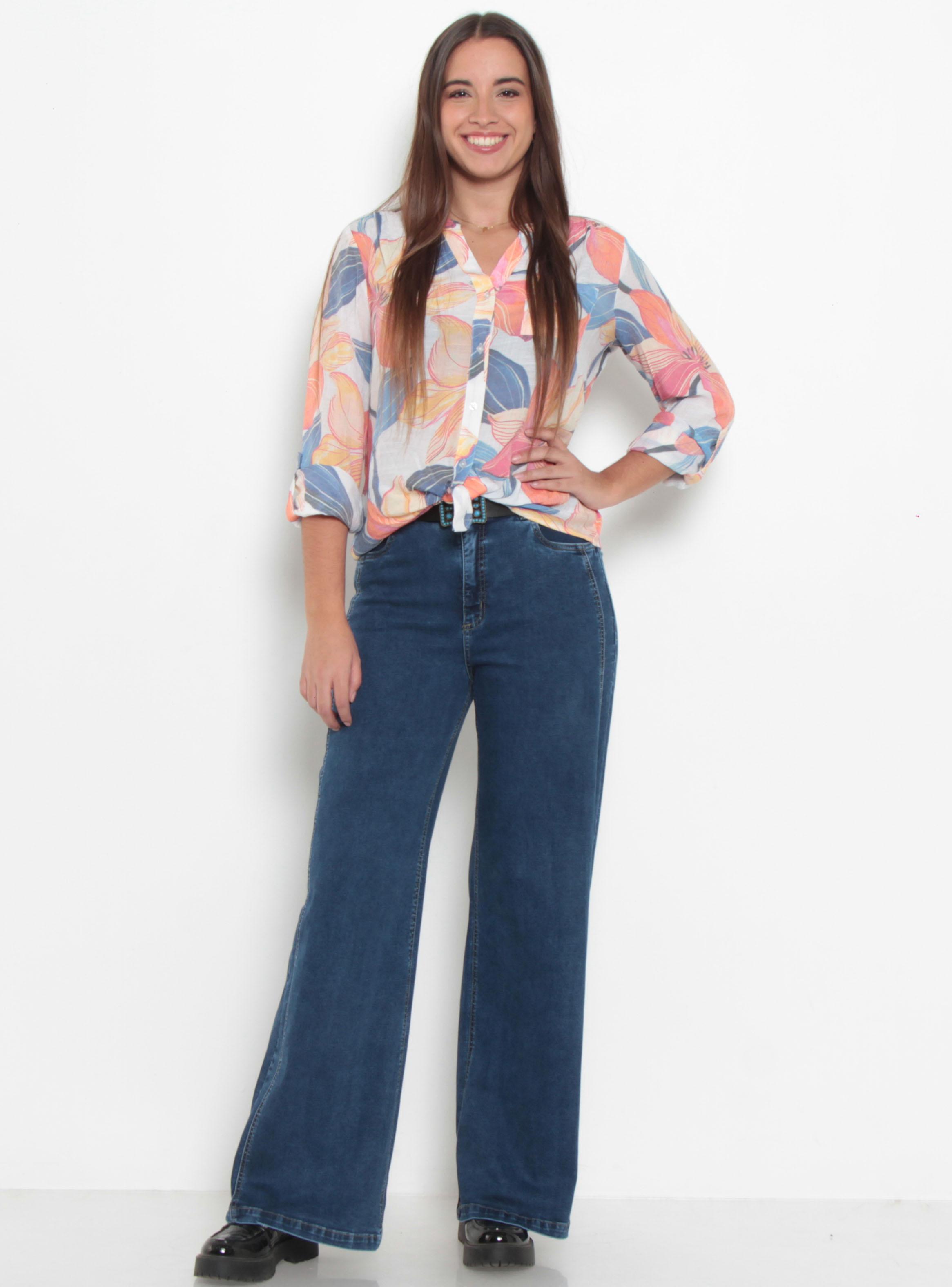 Blusa Estampada Abotonada en Delantero con Bolsillo-3