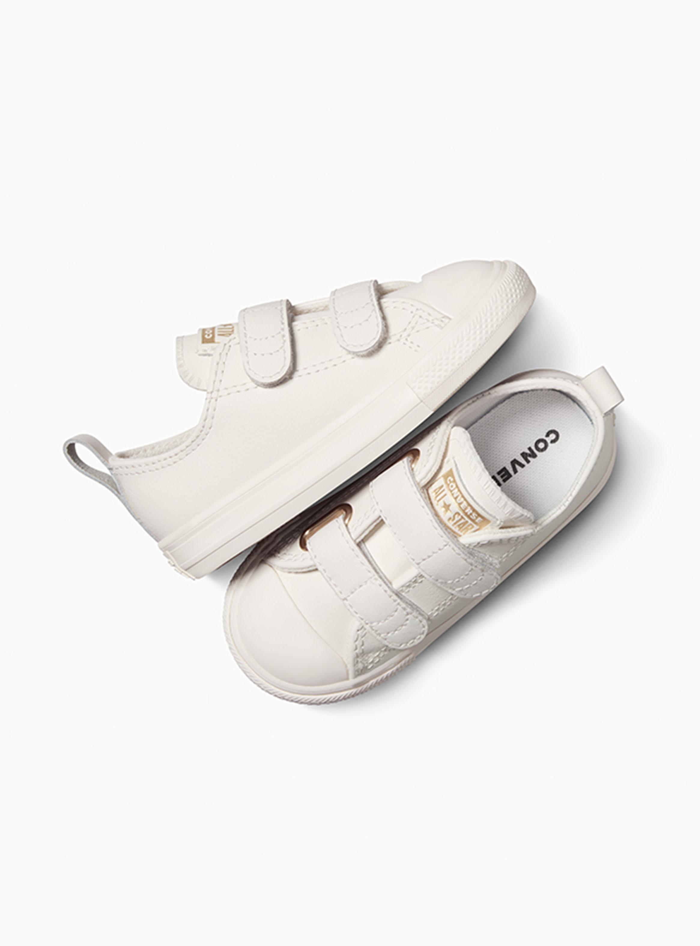 Zapatilla Urbana Chuck Taylor All Star 2V Niña T.20 a T.26-3