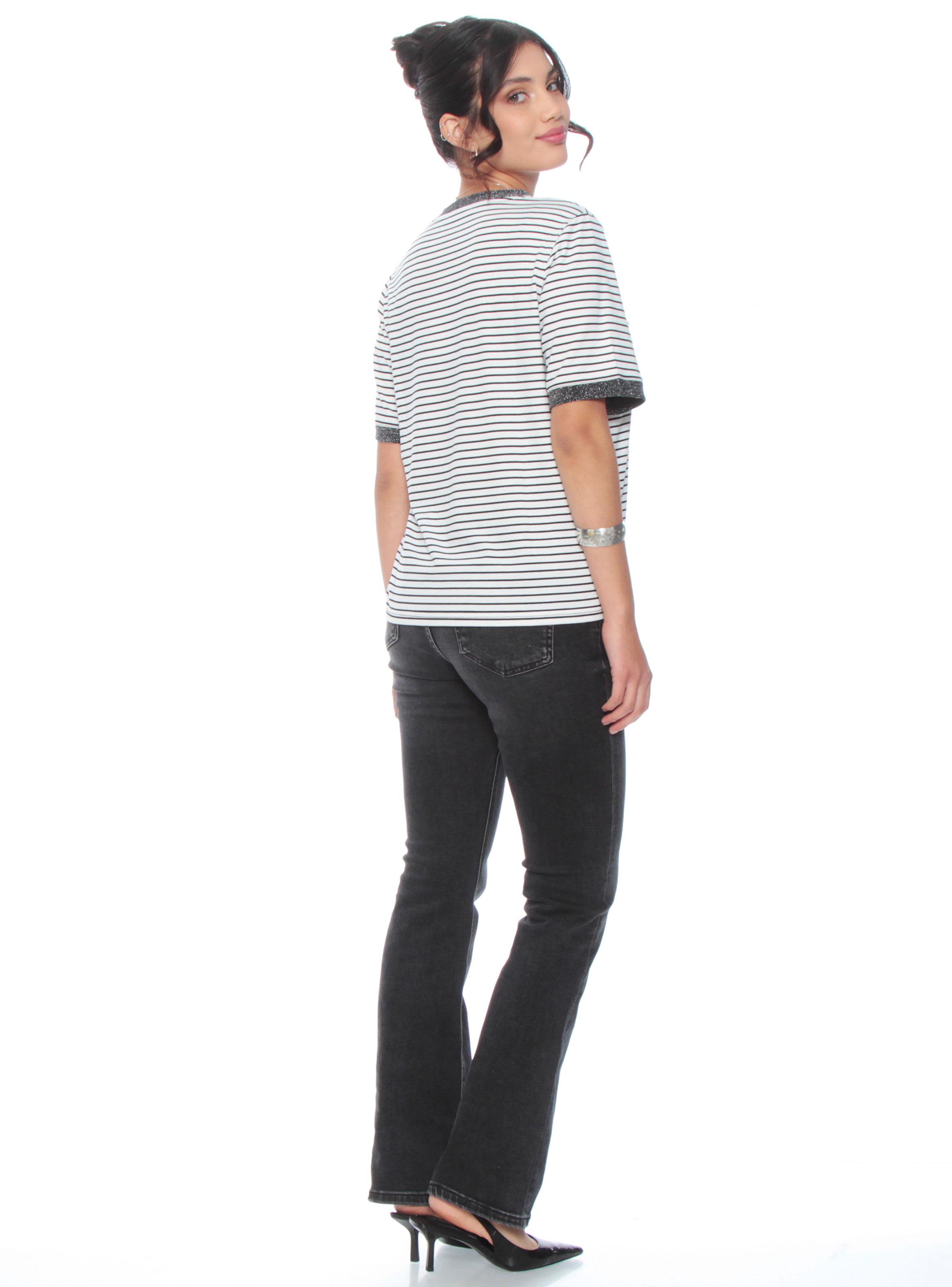 Polera Manga Corta Listada Escote V-4