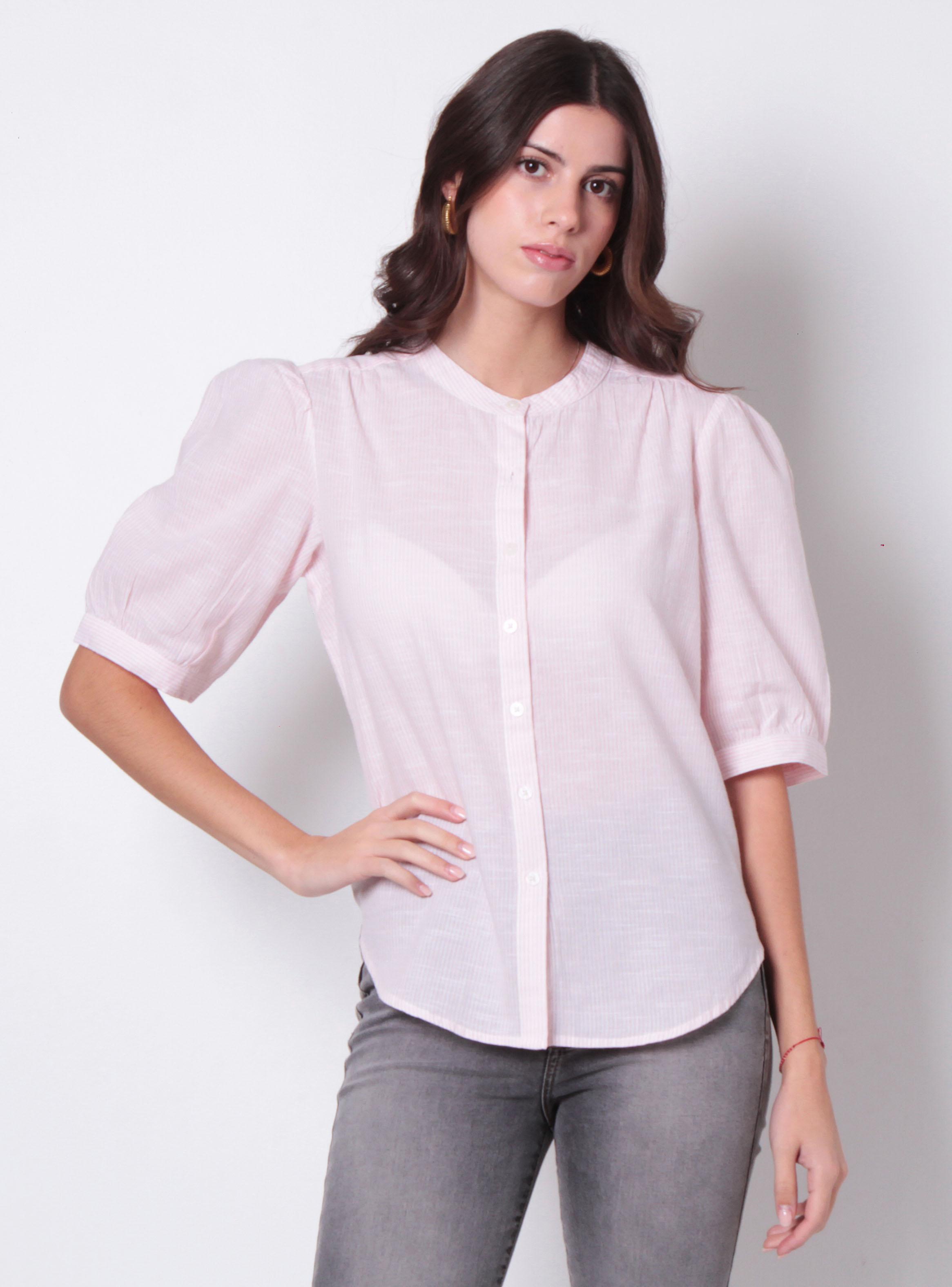 Blusa Listada Escote Redondo Abotonada en Delantero-0