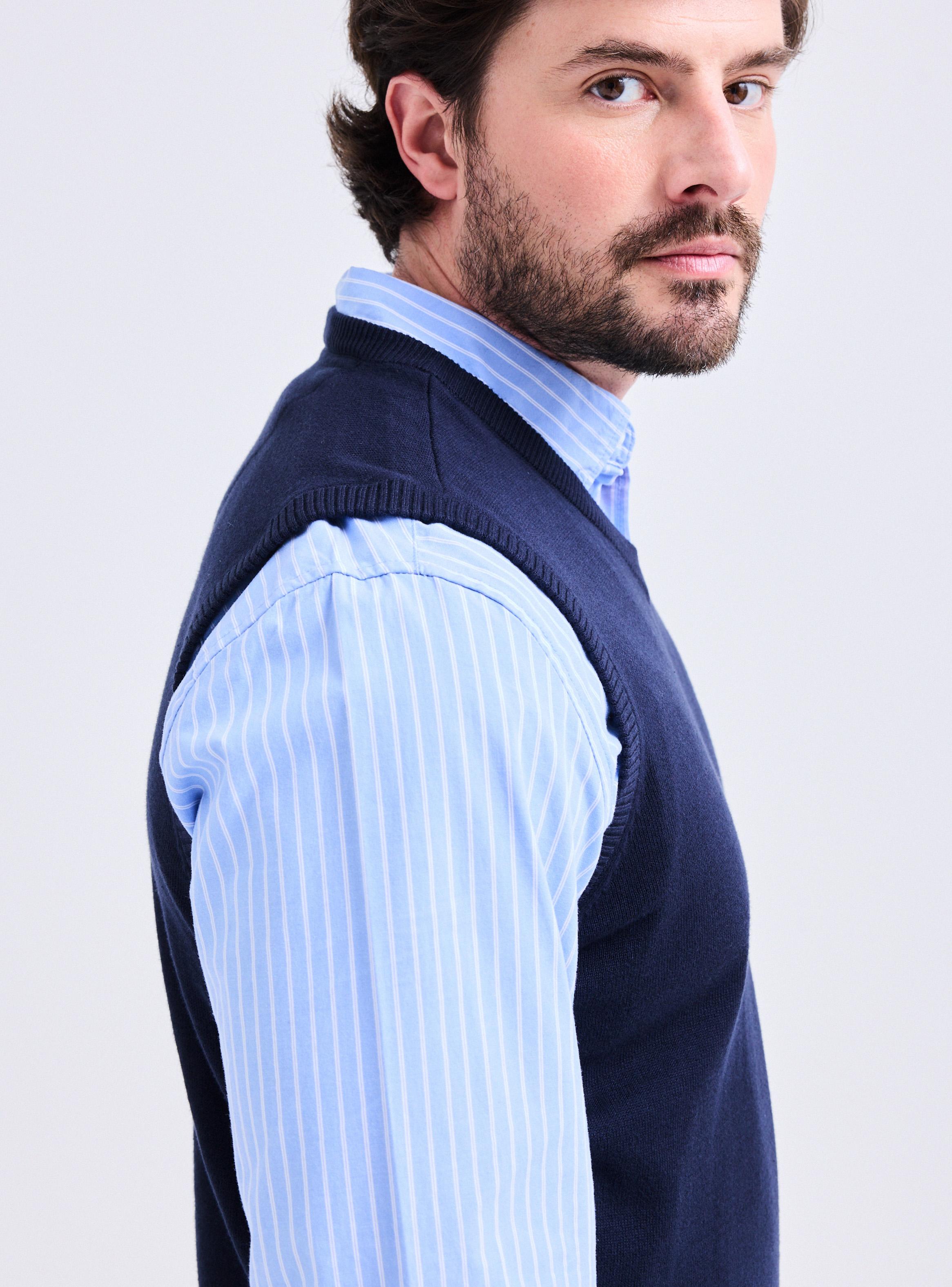 Sweater Básico Sin Mangas-3