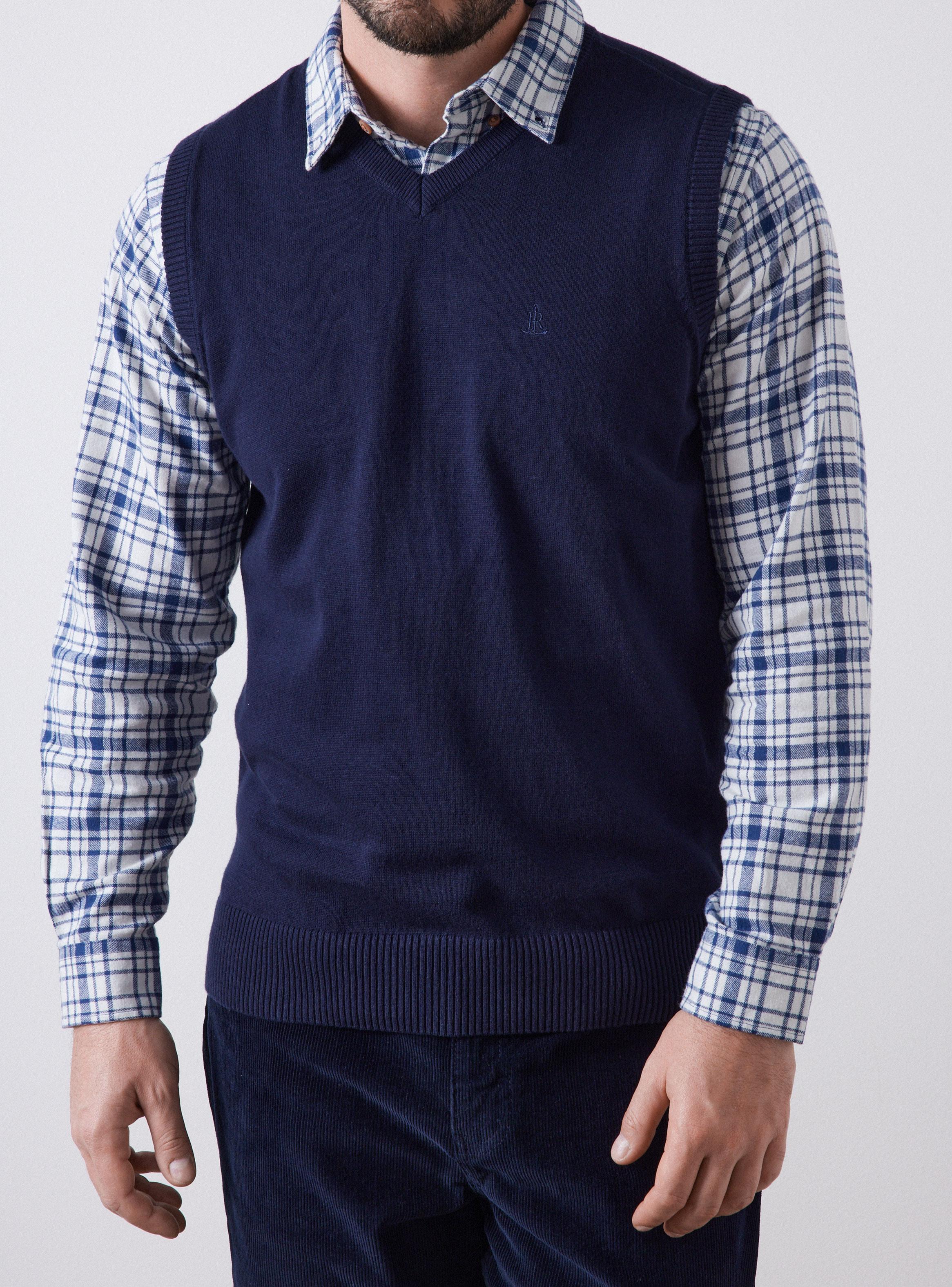 Sweater Básico sin Mangas-3