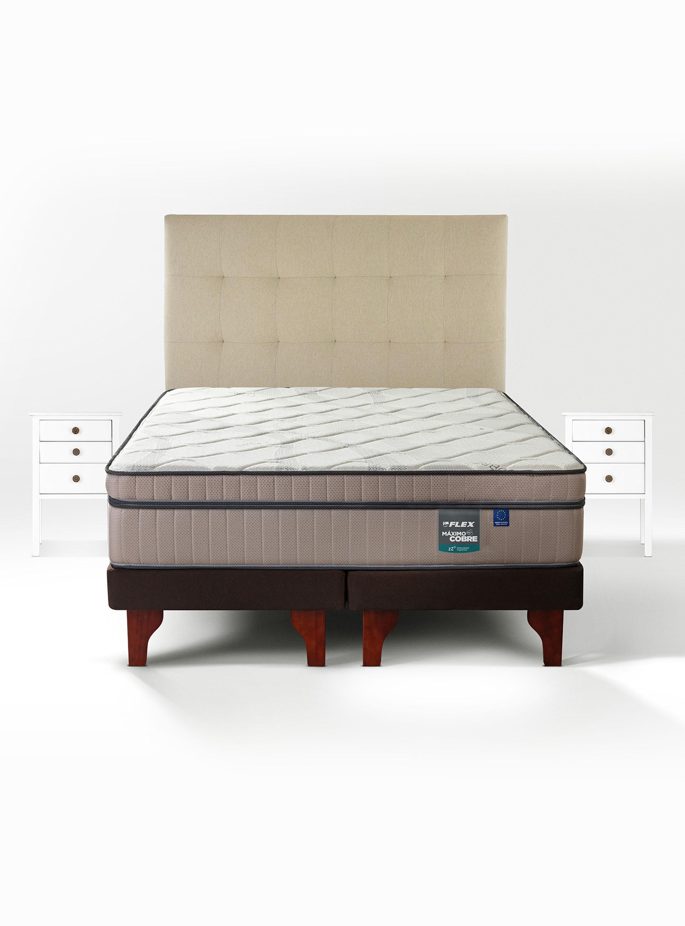 Cama Europea Cobre King + Respaldo con Velador Roma-2