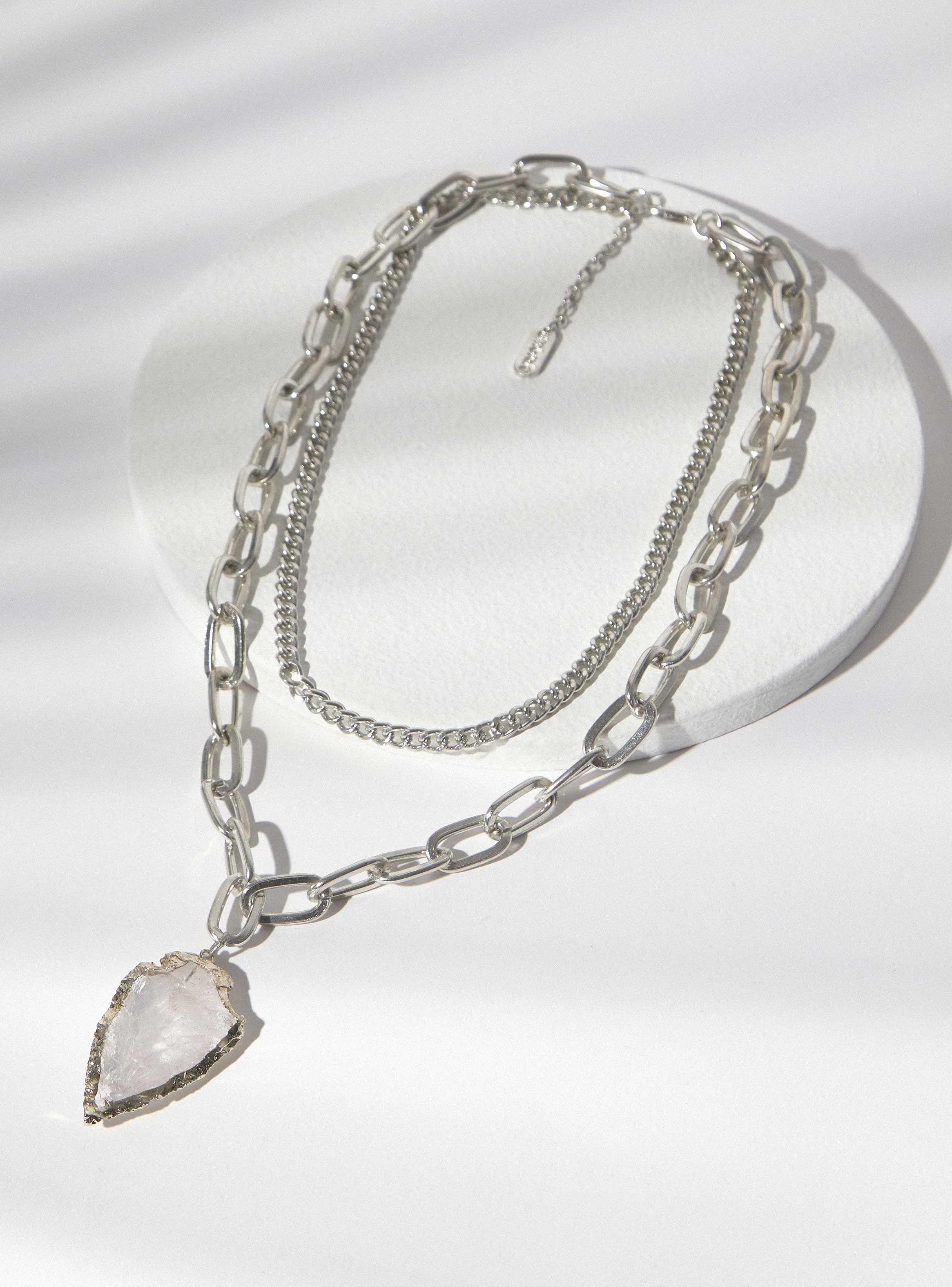 Collar Multi Cadena con Cuarzo Colgante-2