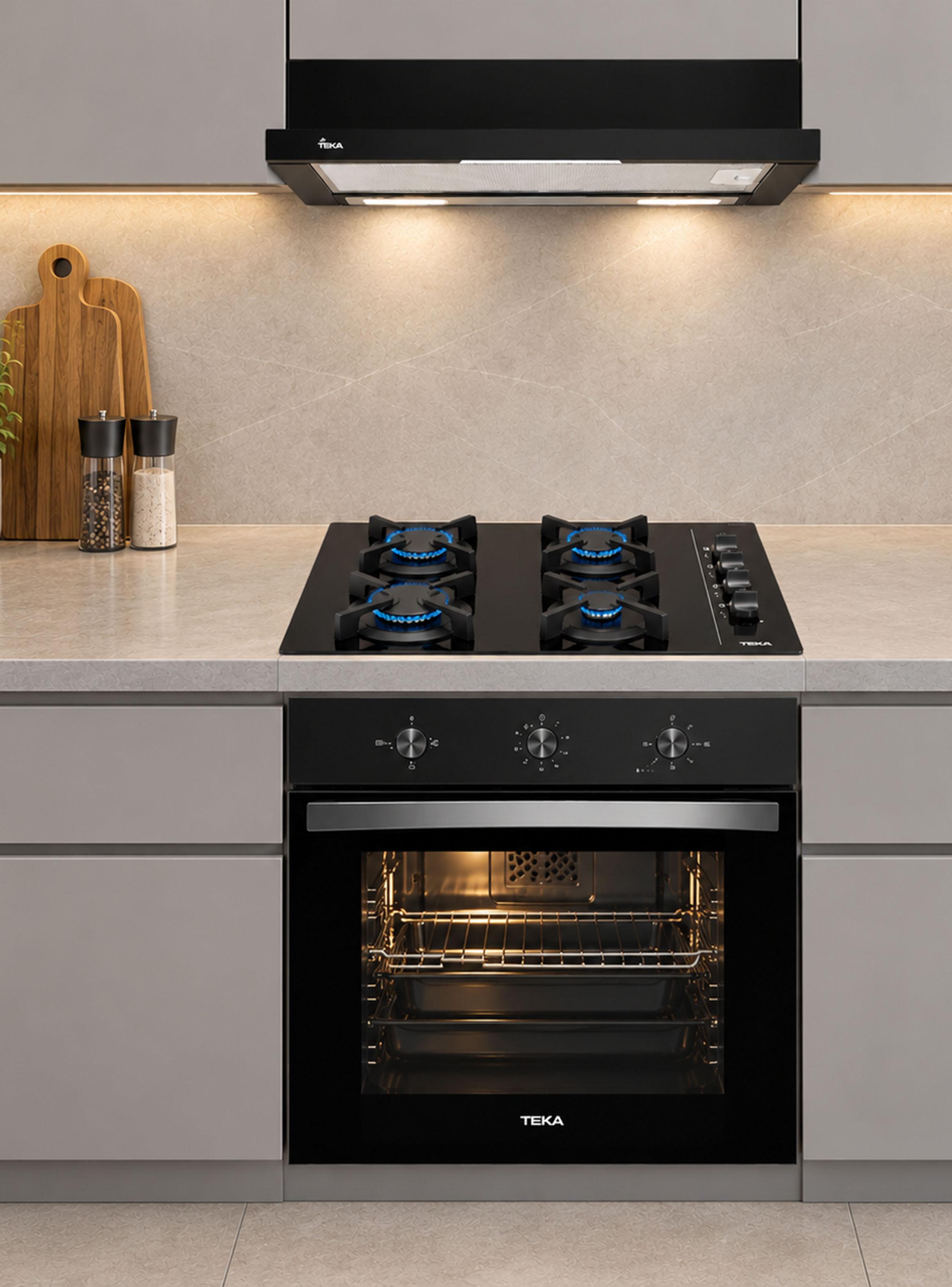 Kit Empotrable Horno Eléctrico HBB5360FBK Negro + Encimera a Gas GBC64003KBB + Campana TL6310 Negro-5