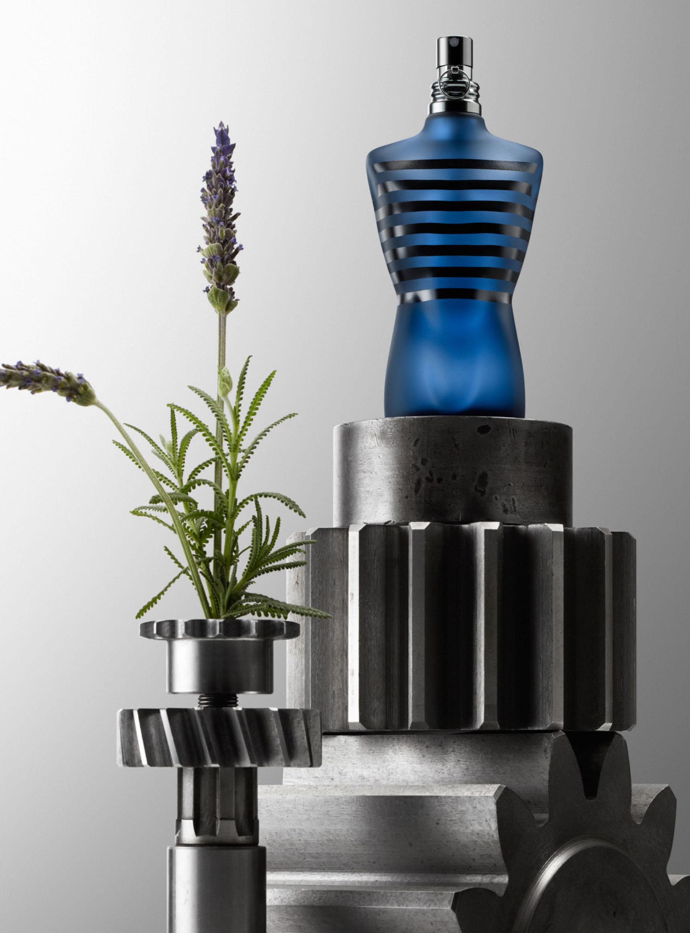 Perfume Ultra Male EDT Intense Hombre 125 ml-4