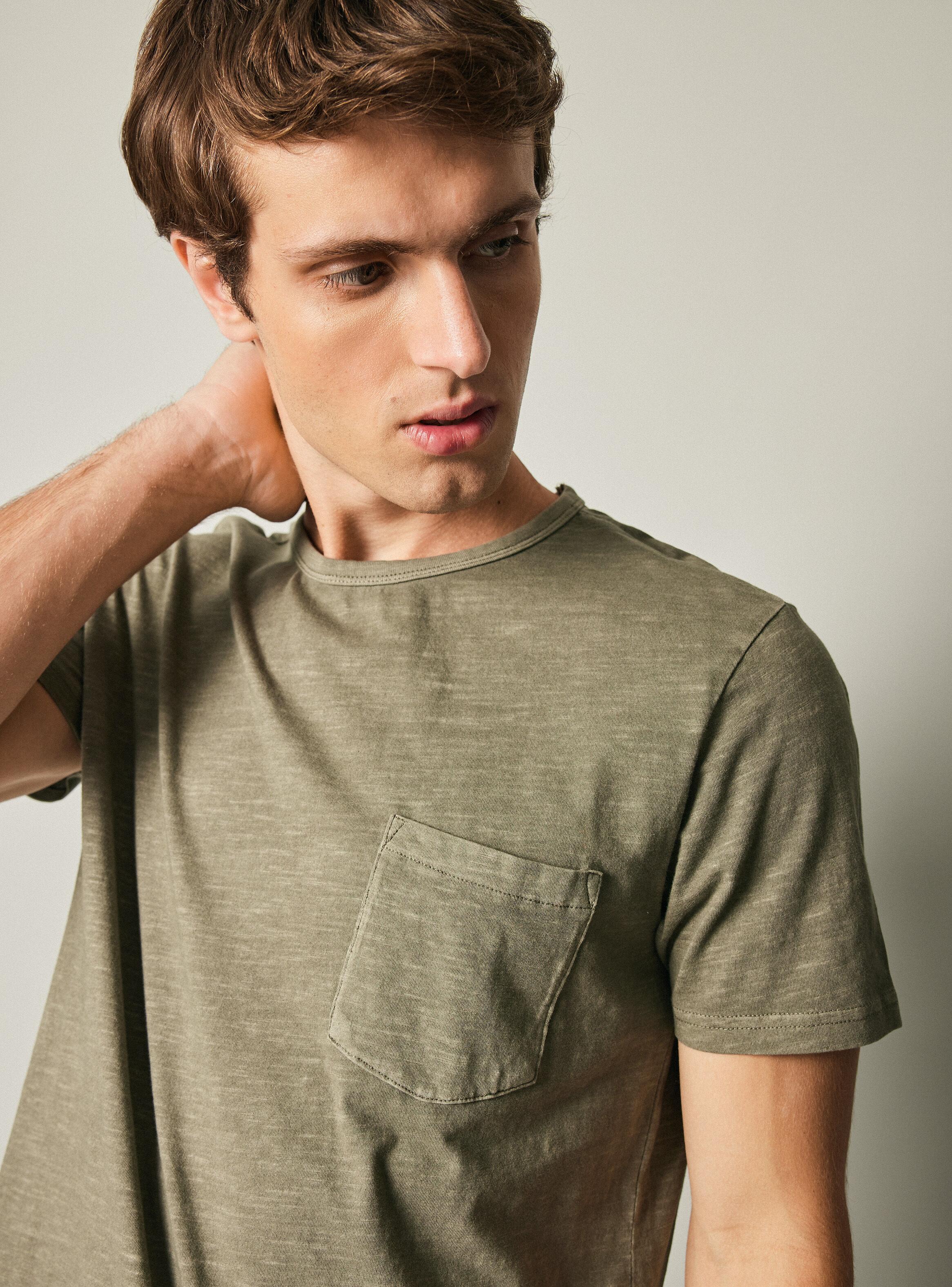 Polera Básica Barrida Garment-2