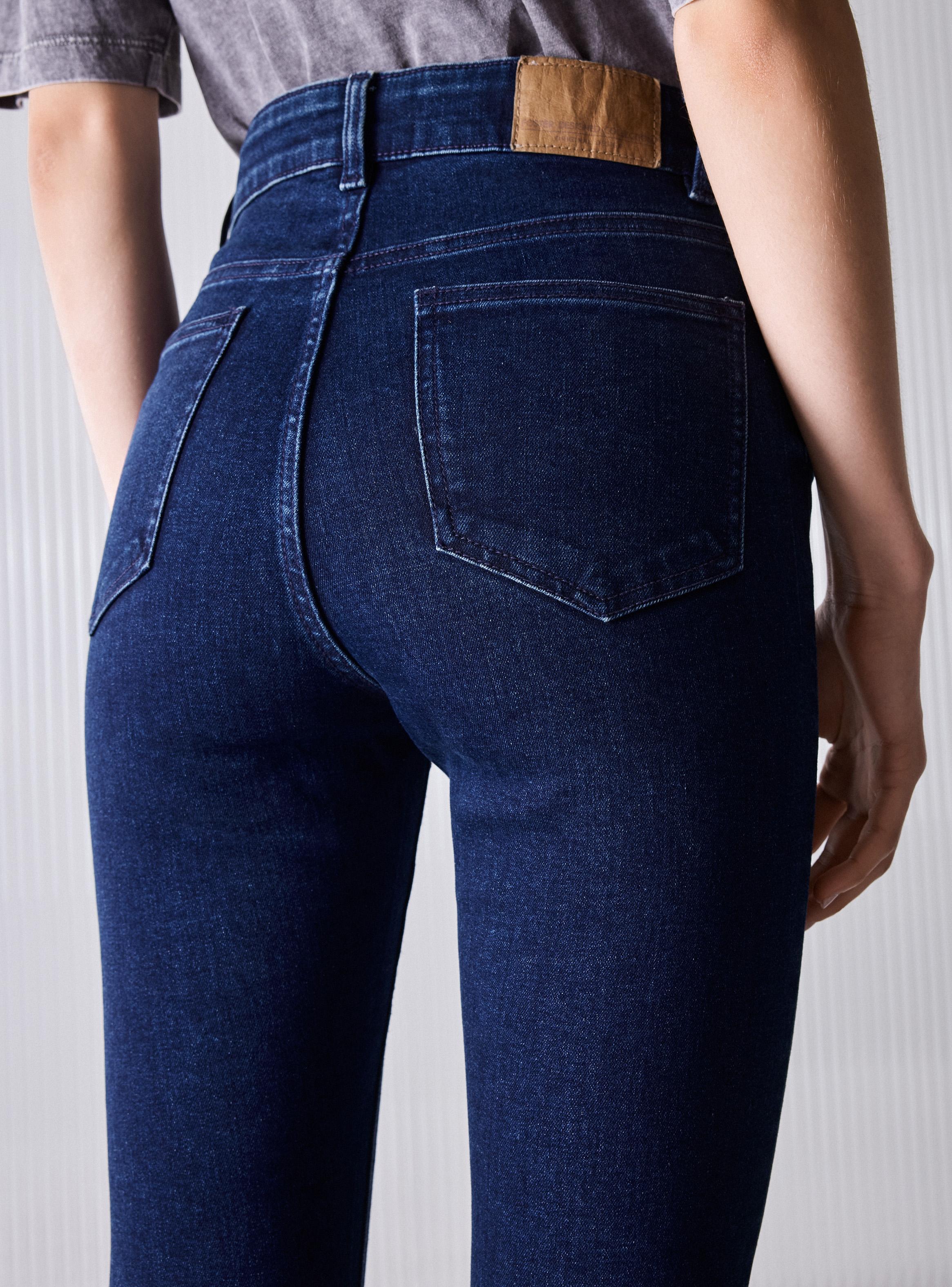 Jeans Básico 5 Bolsillos Lavado Tiro Alto-3