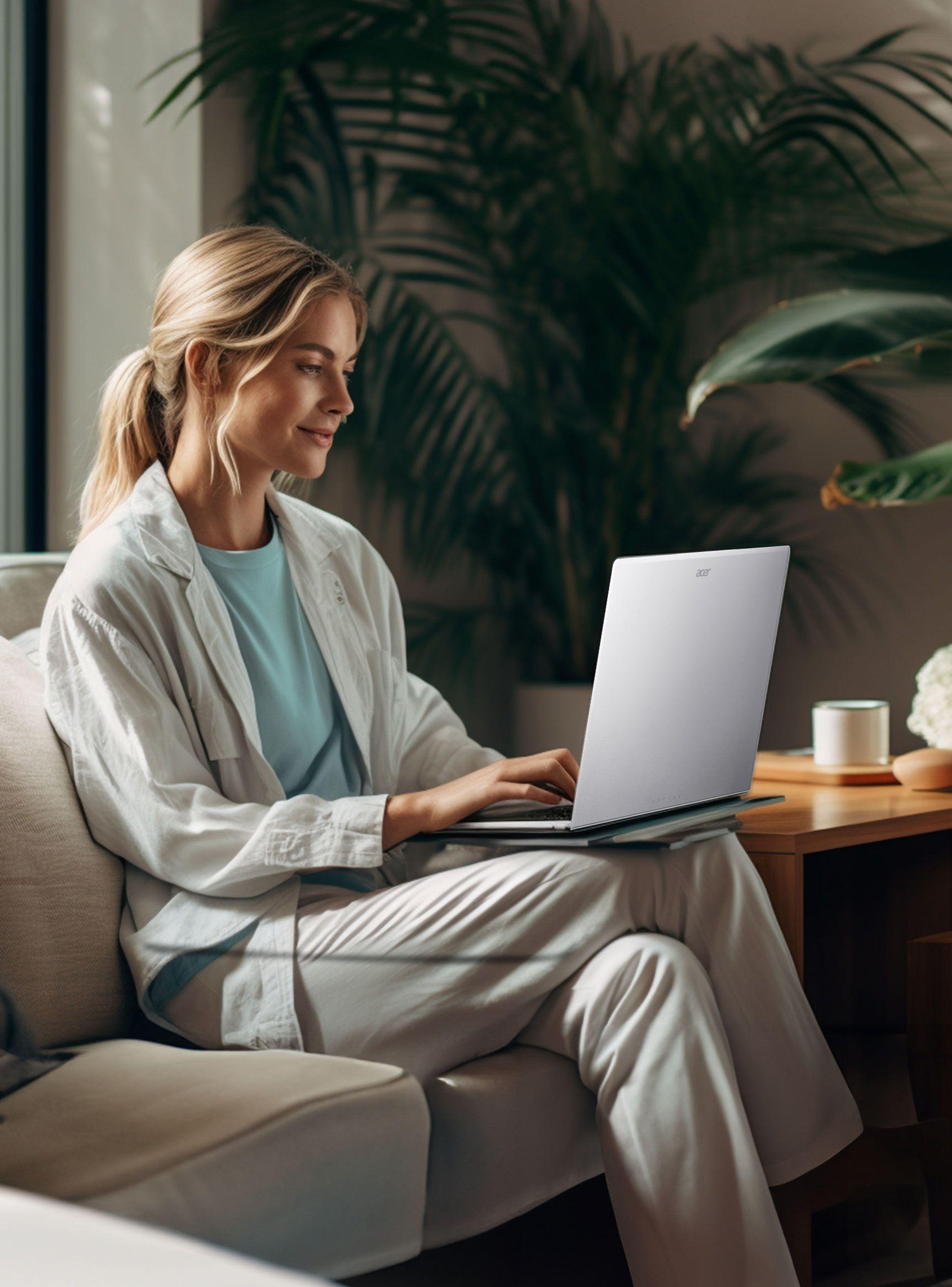 Notebook Aspire Lite AL14-31P-31TH-1 Intel Core i3 8 Núcleos 16GB RAM 512GB SSD 14" FHD-8