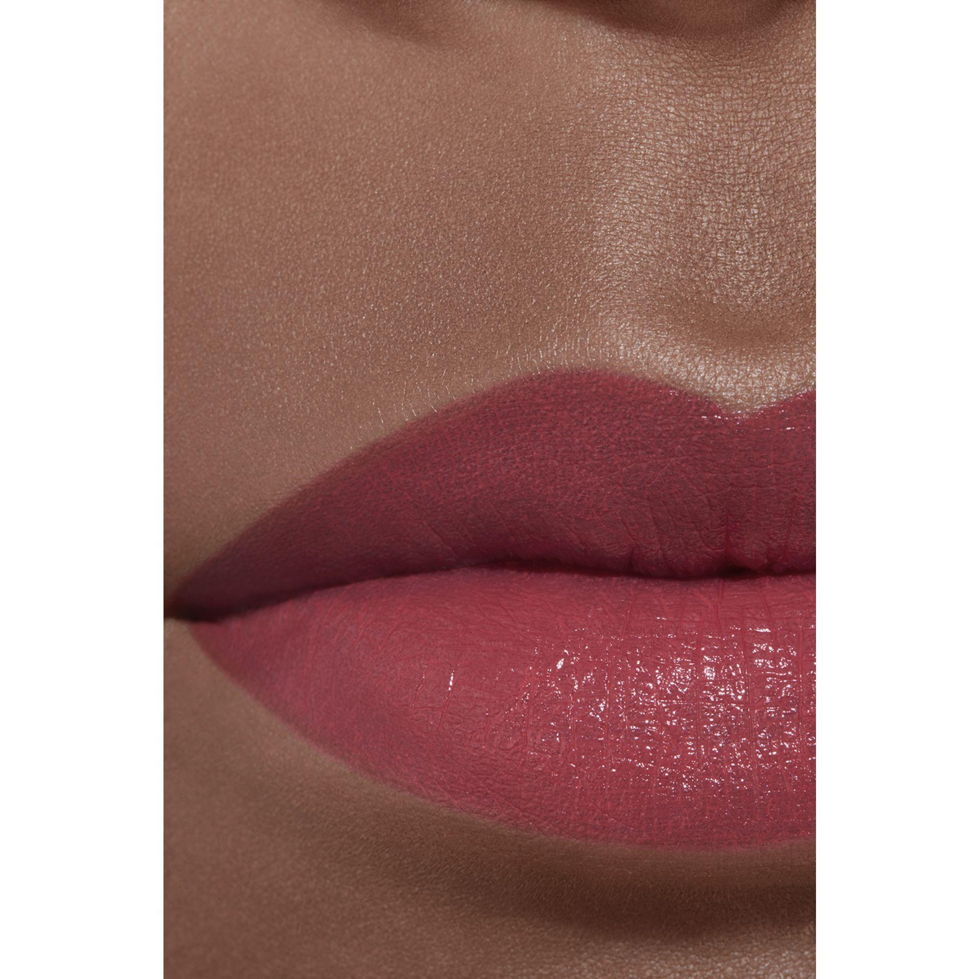 ROUGE ALLURE L'EXTRAIT Labial Alta Intensidad Tono 822 Rose Suprême-4