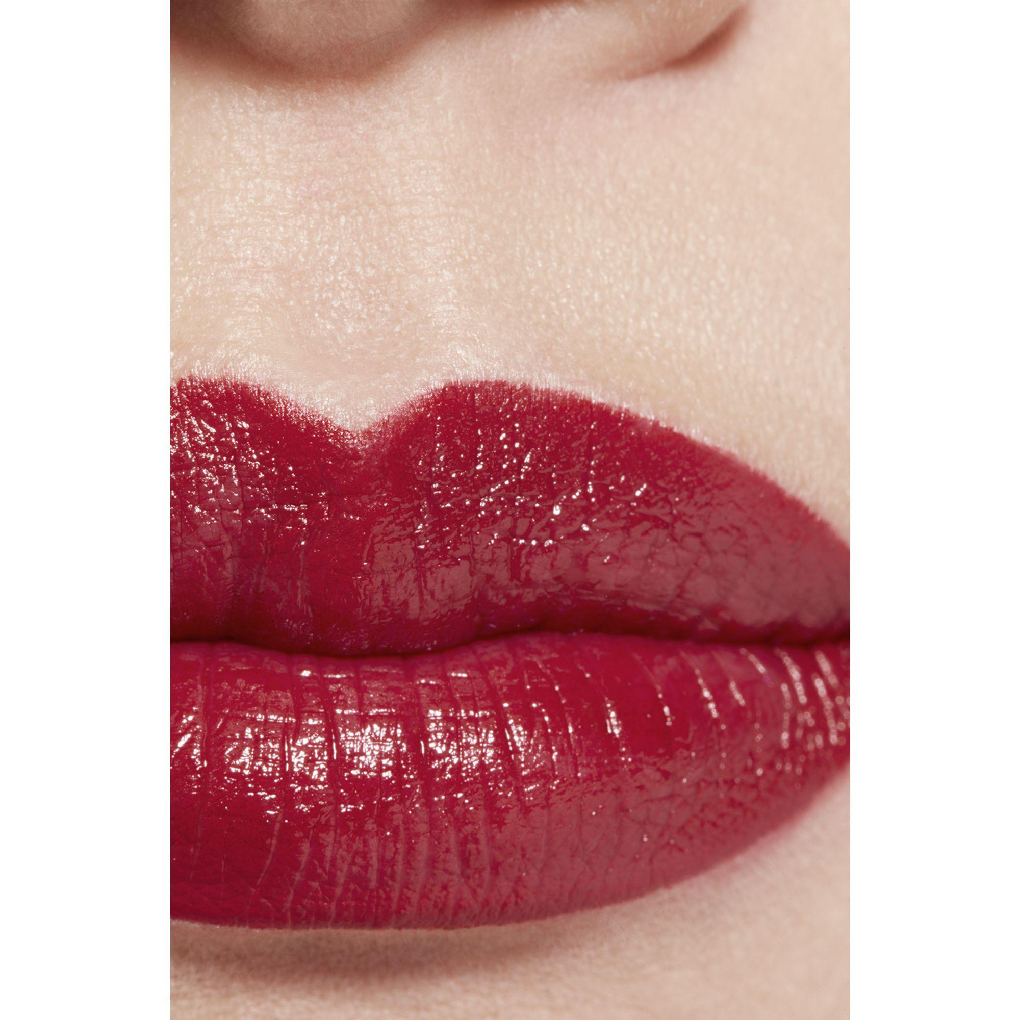 ROUGE ALLURE L'EXTRAIT Labial Alta Intensidad Tono 858 Rouge Royal-3