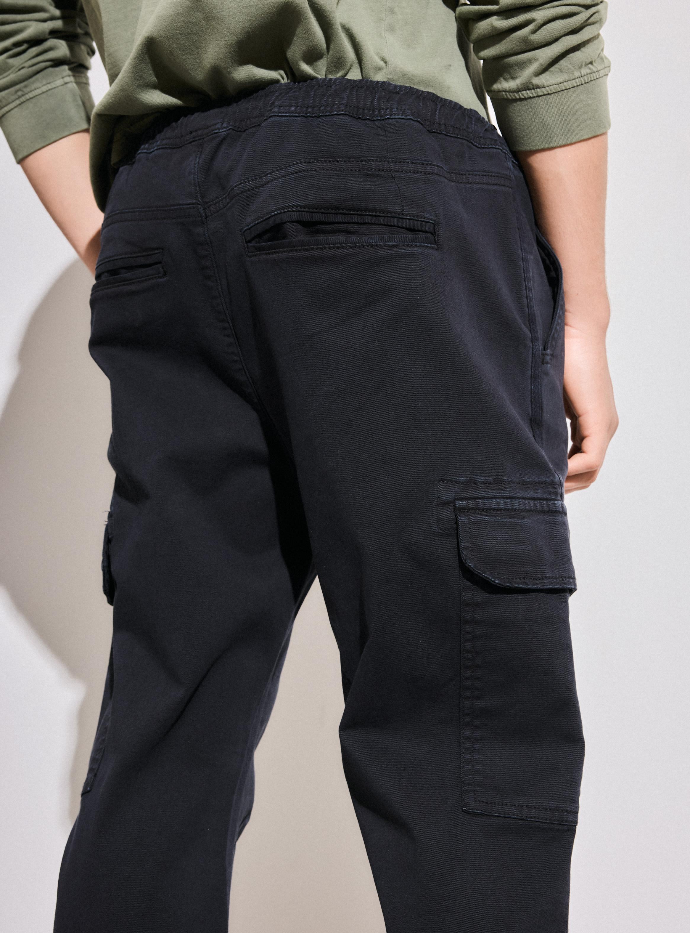 Pantalón Jogger Bolsillo Cargo con Puños-3
