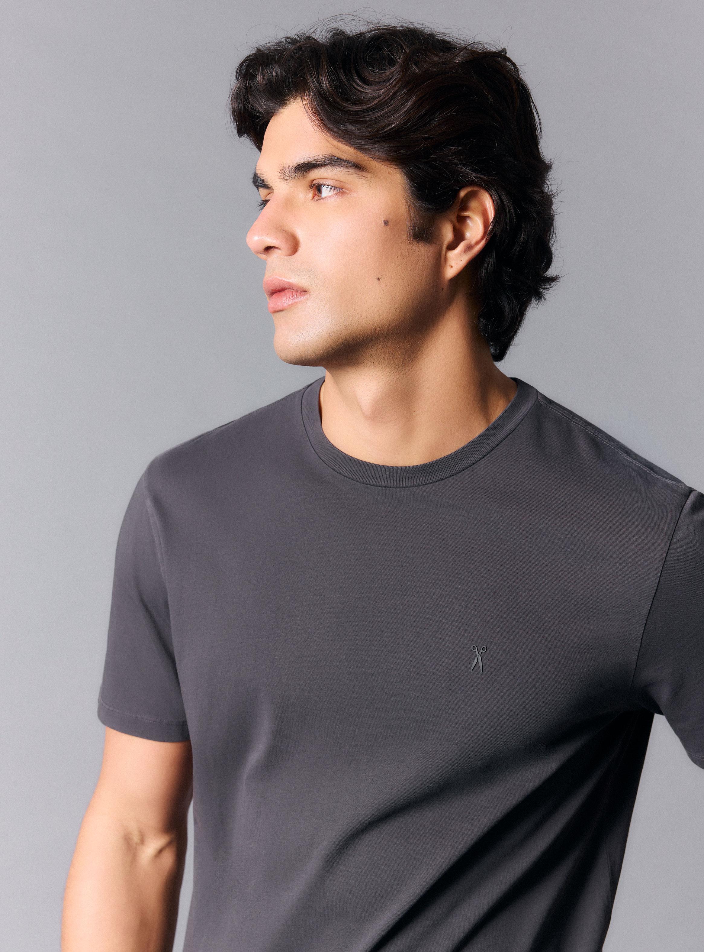 Polera Manga Corta Básica Lisa-2