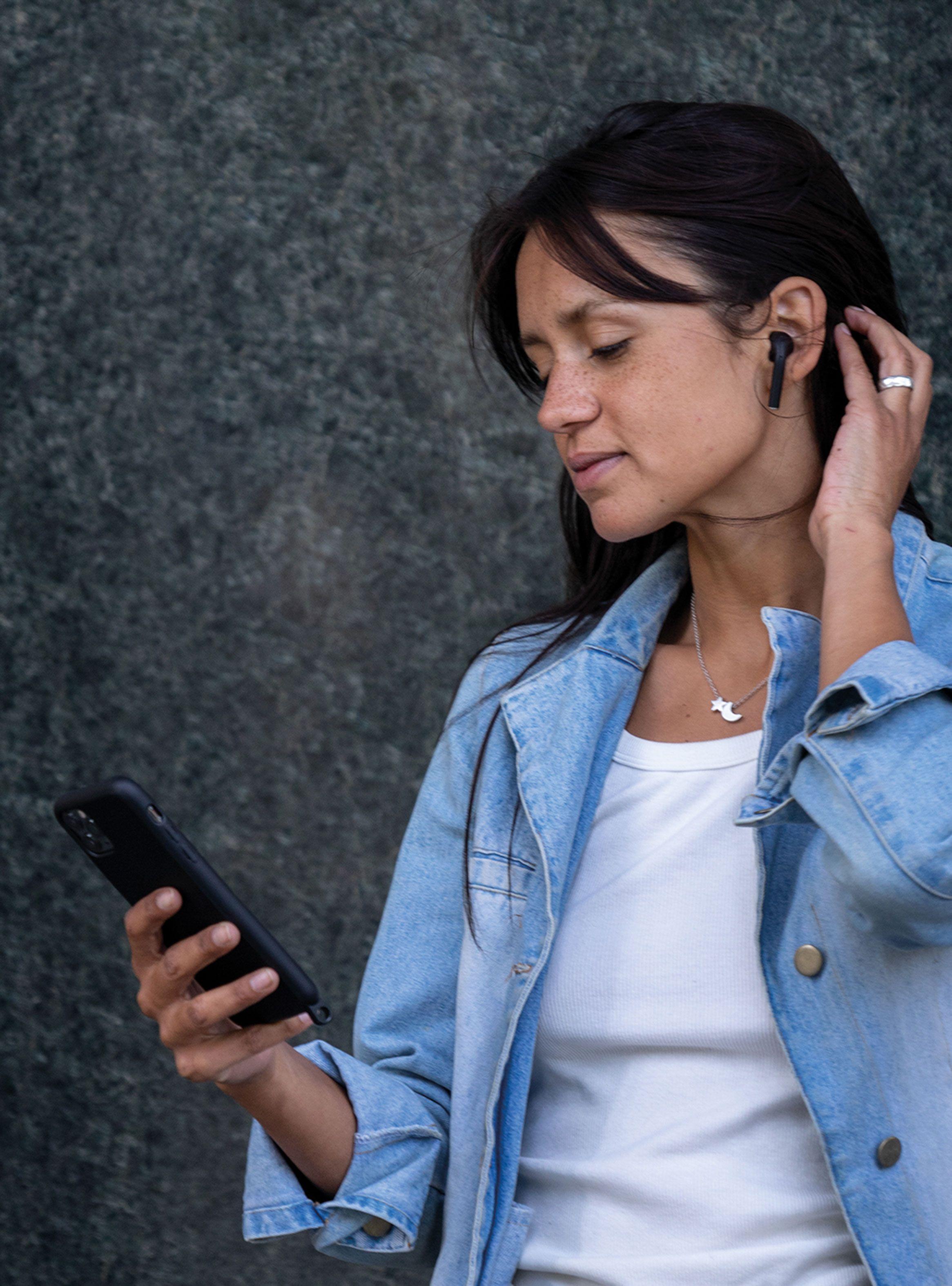 Audífonos Bluetooth Inalámbrico RM12 Negro-4