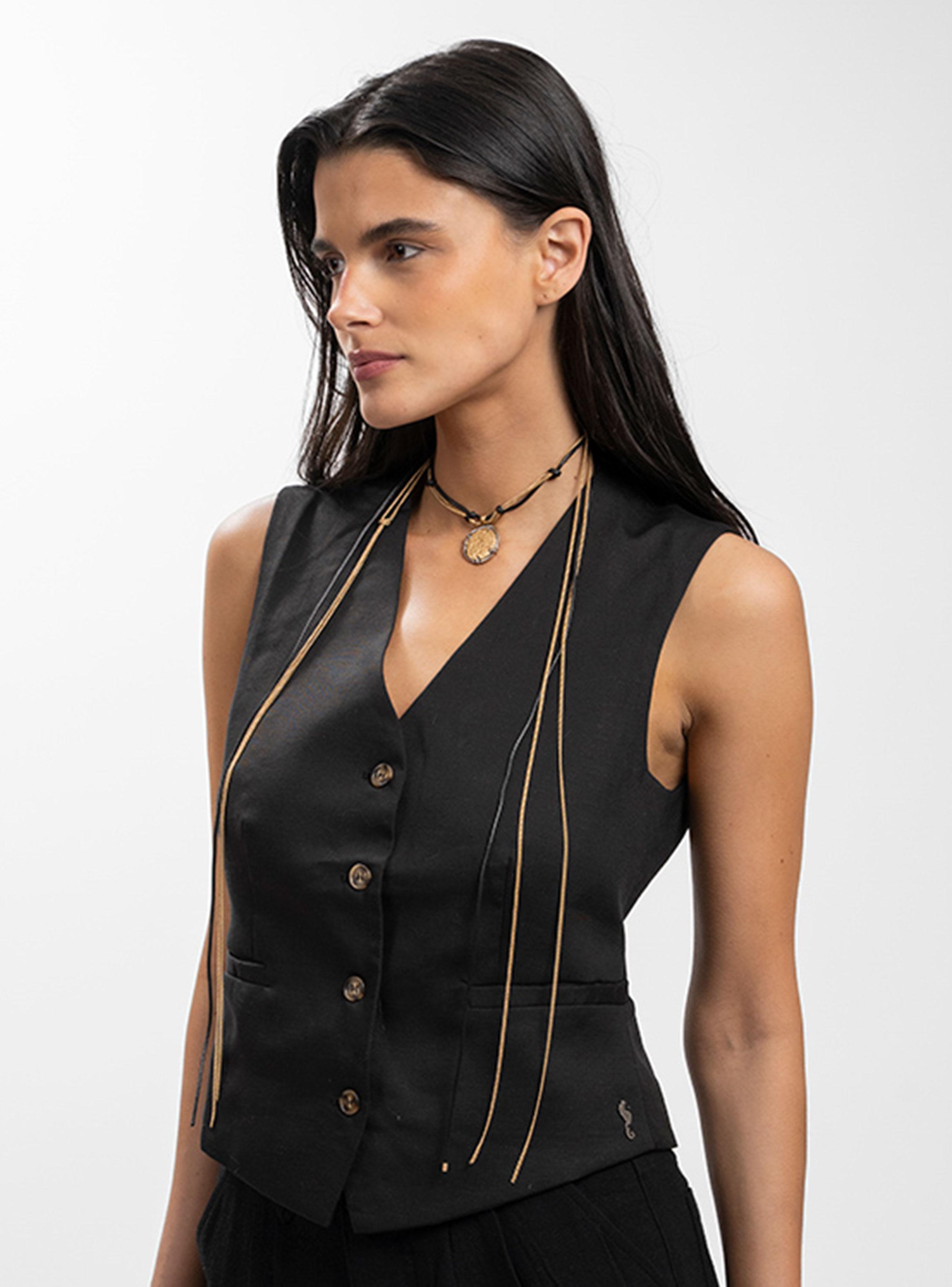 Vest Lino Botón Amanda Negro-2