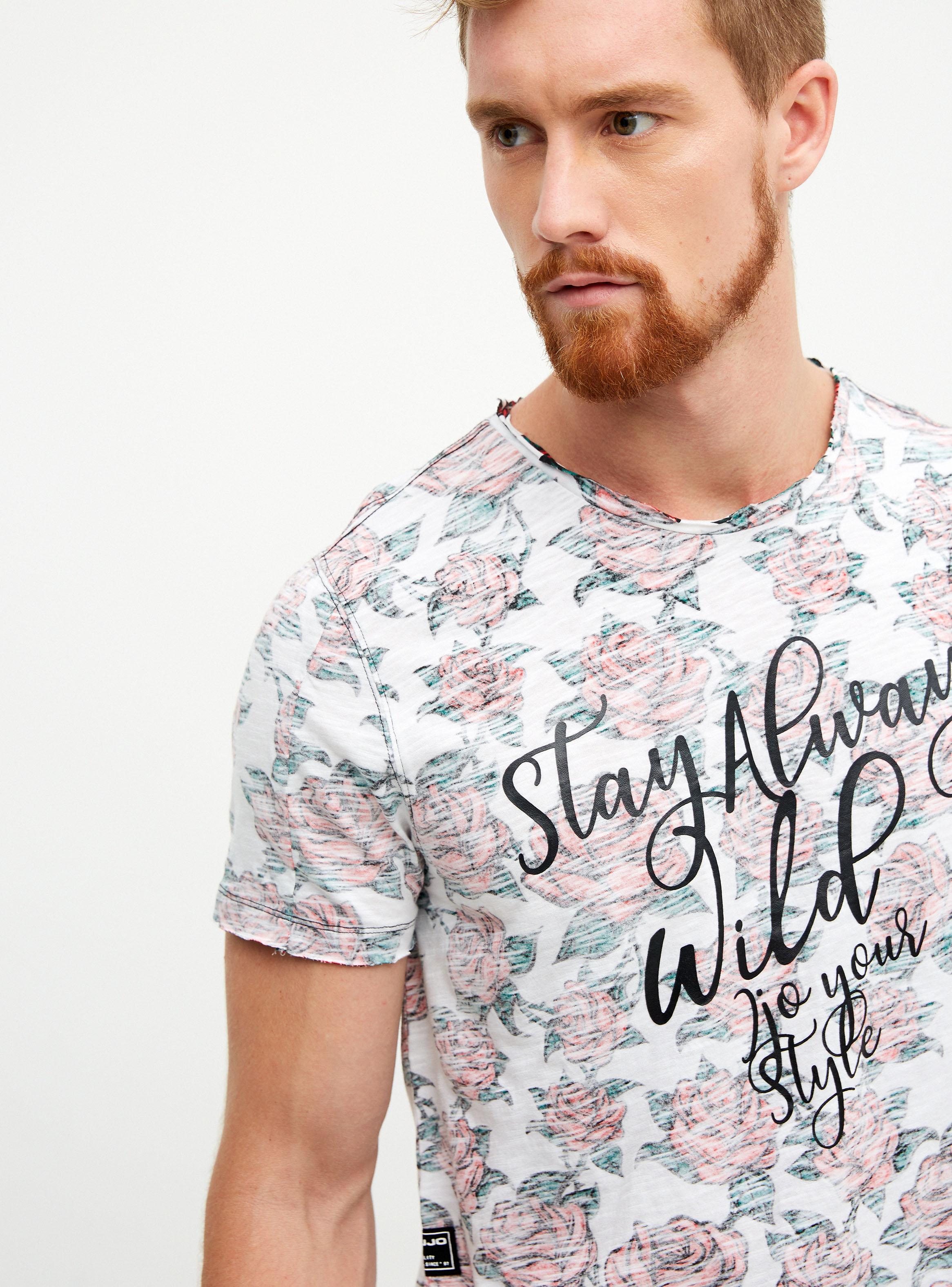 Polera Manga Corta Wild Estampado JJO-2