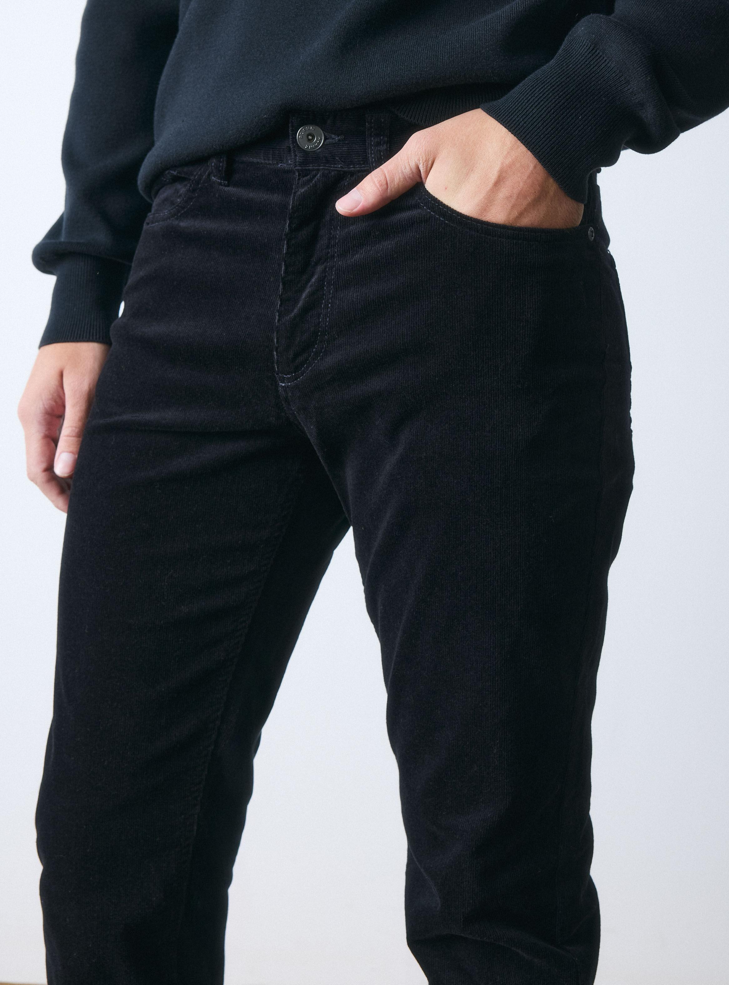 Pantalón Cotelé Slim con Spandex-2