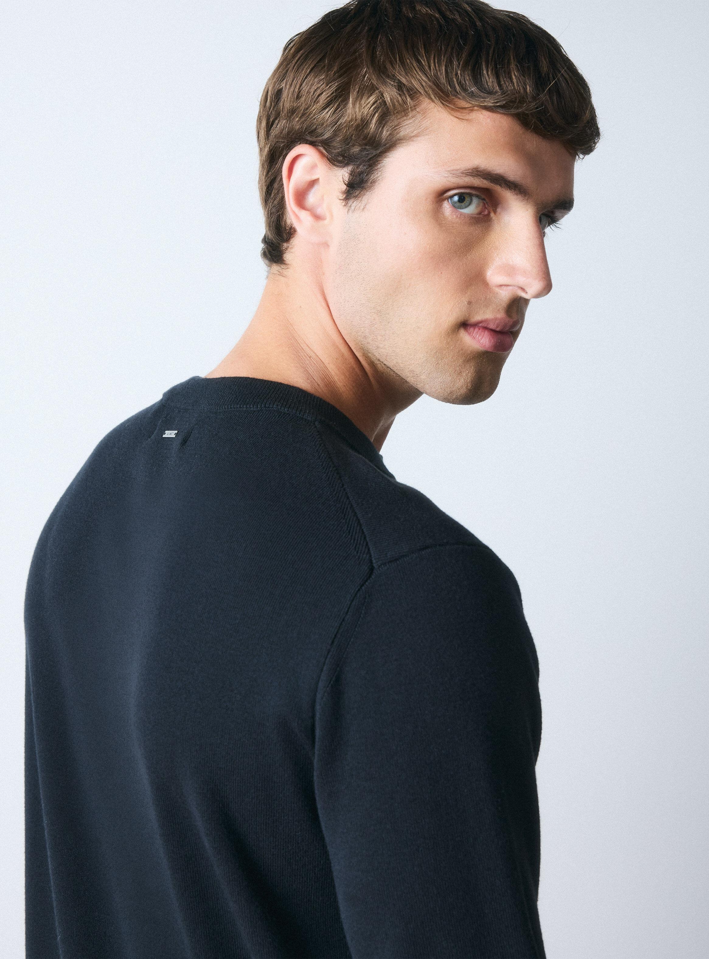 Sweater Crew Neck Grueso-3