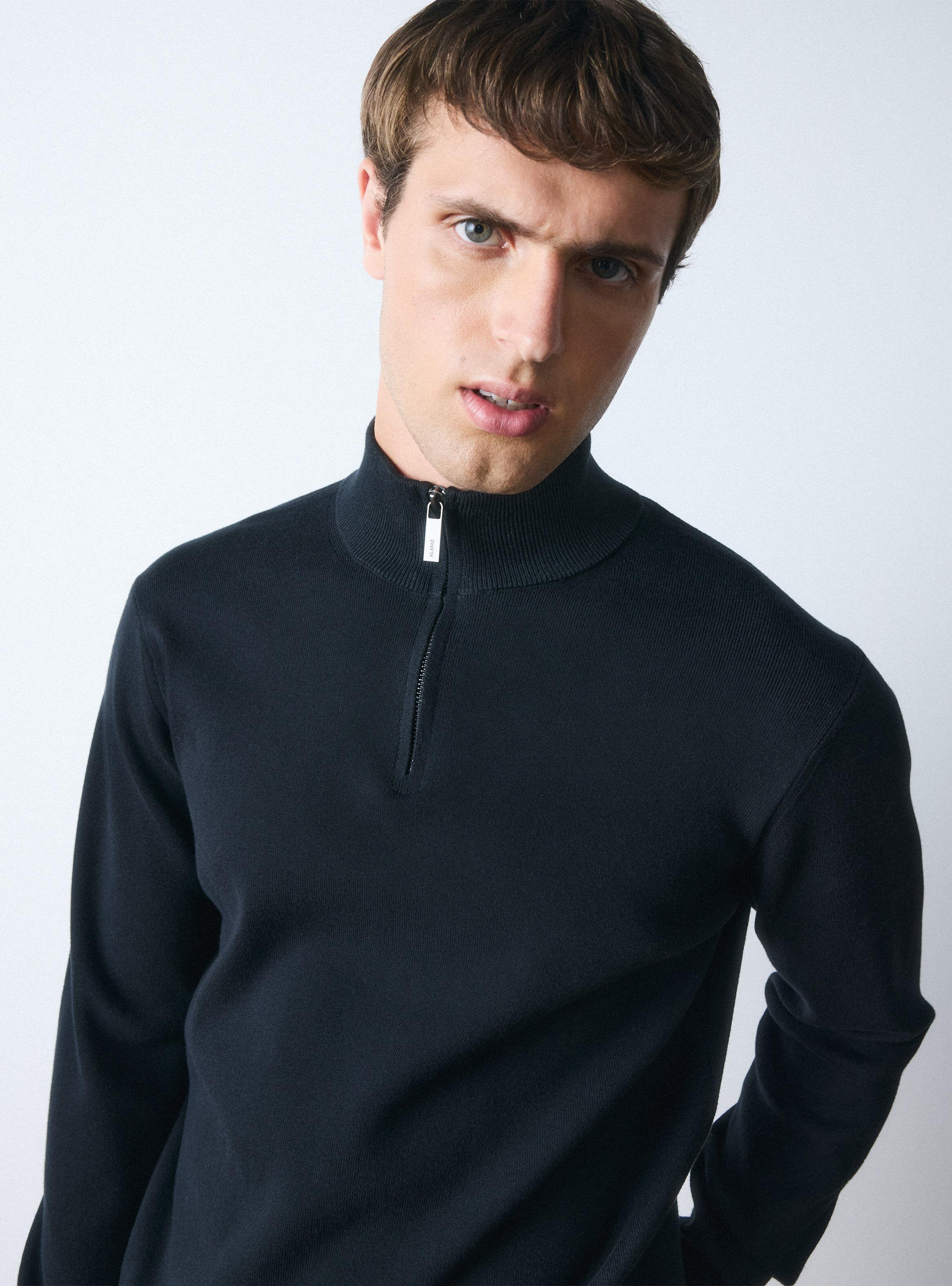 Sweater Half Zipper Grueso-2
