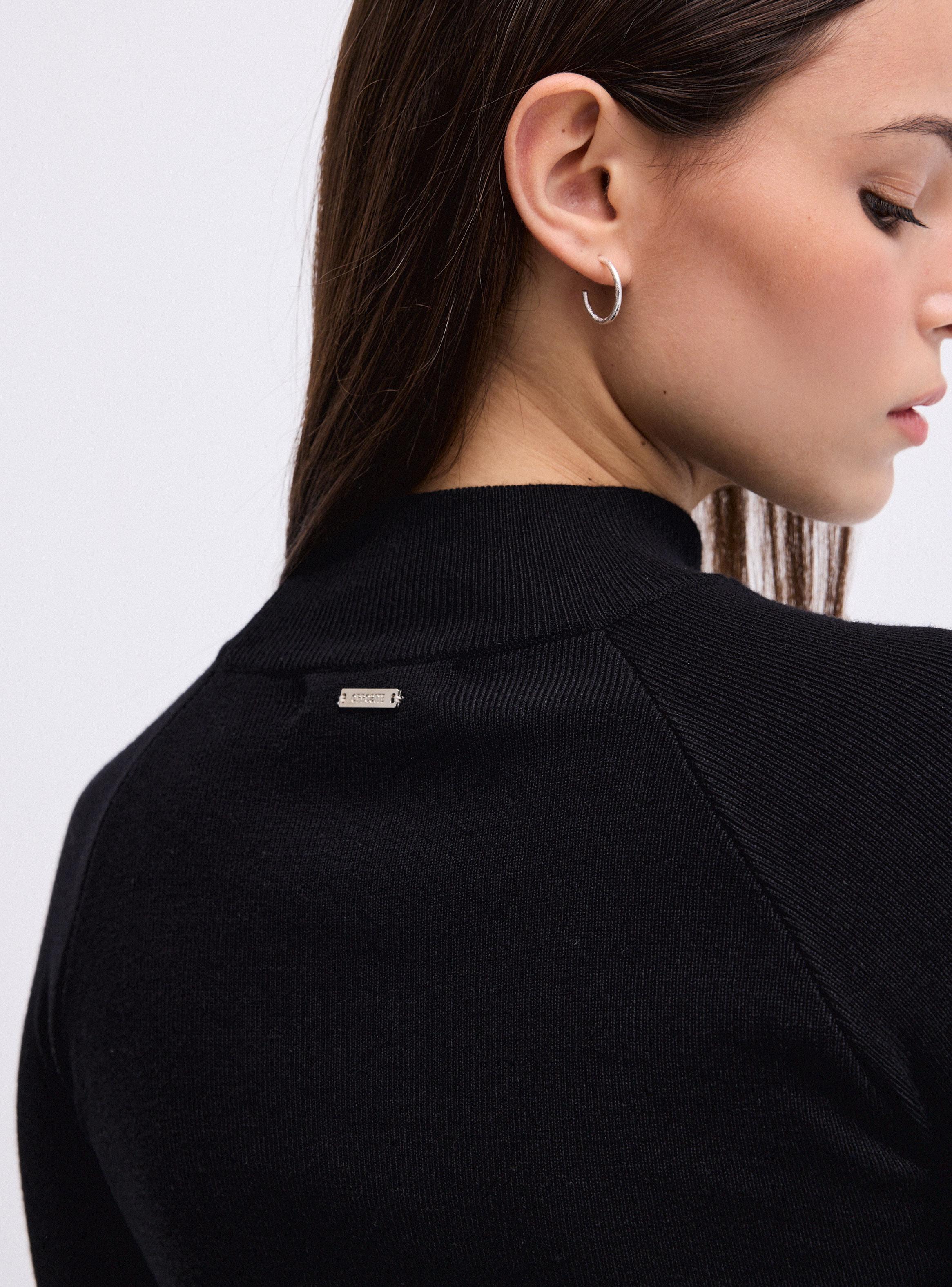 Sweater Detalle Bordado-3