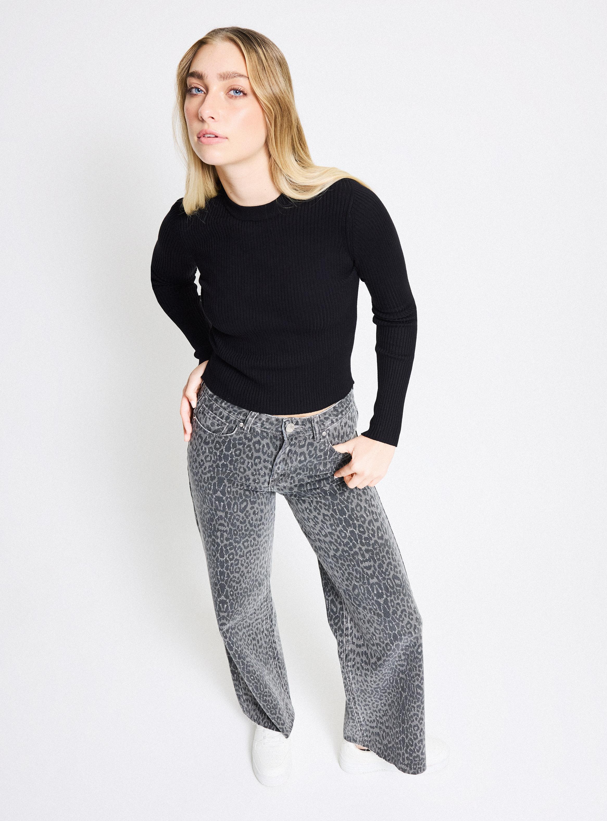 Sweater Liviano Cuello Redondo-4