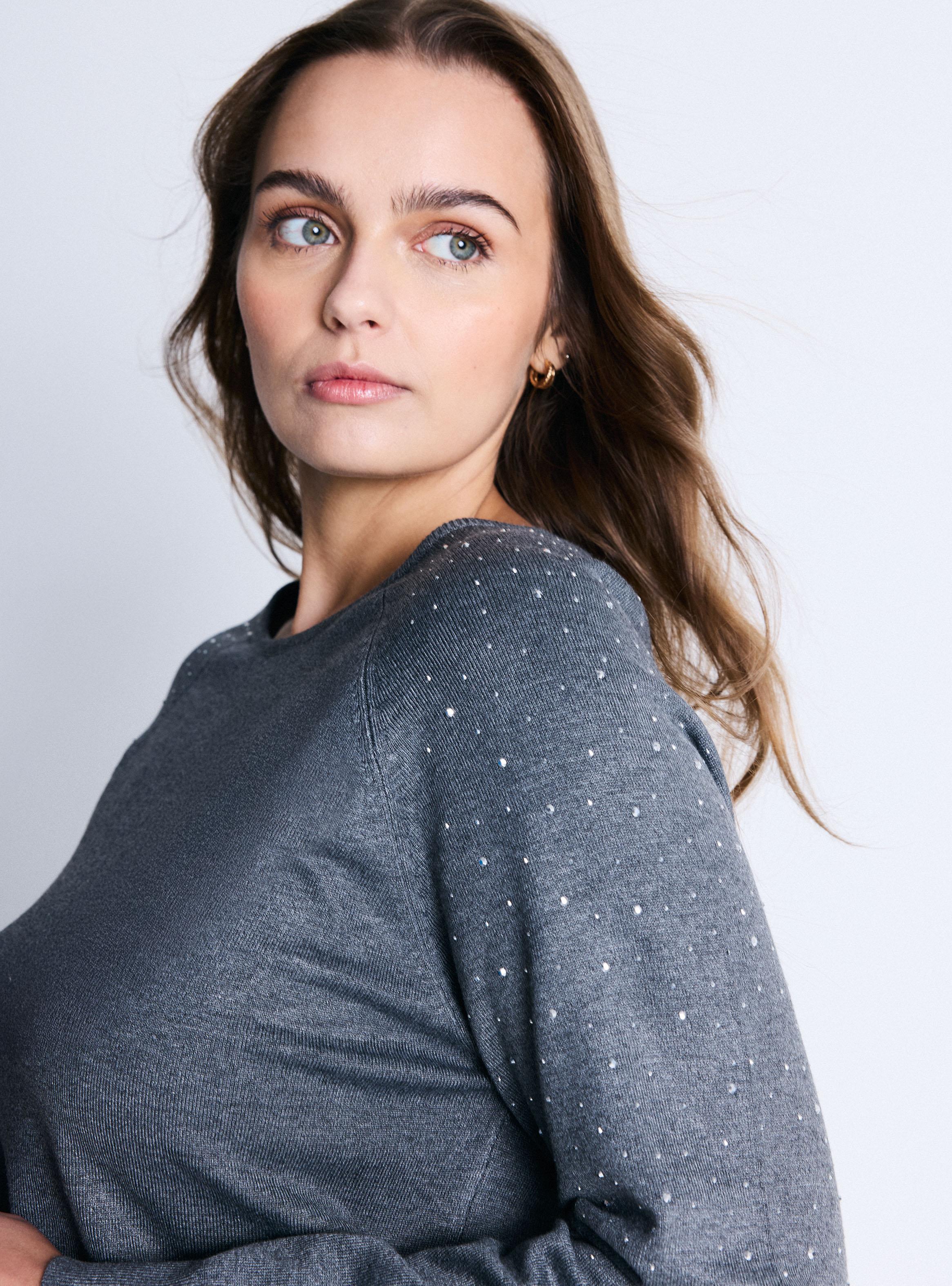 Sweater Tachas en Hombro-2