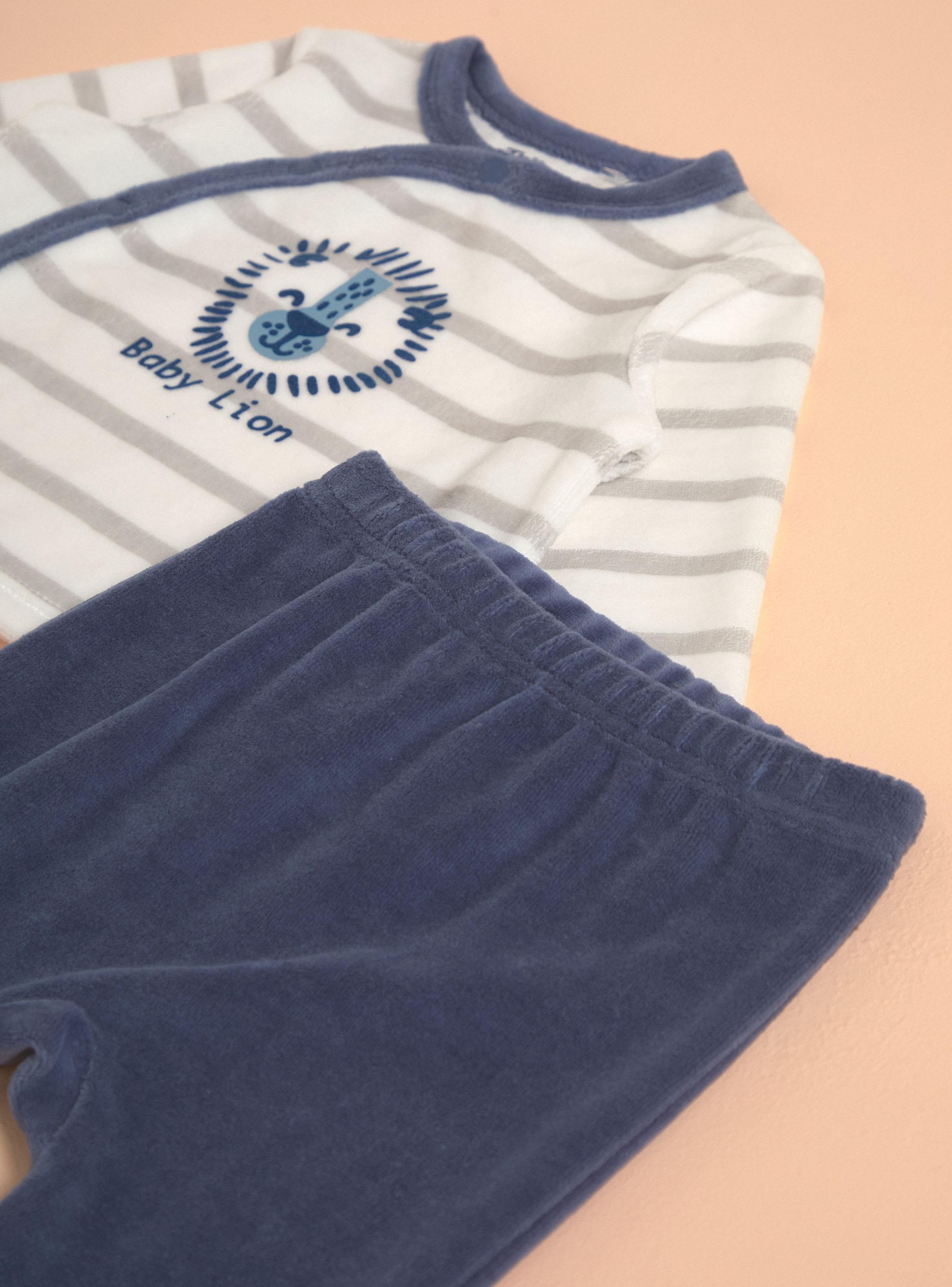 Conjunto de Polera Estampada y Pantalón Liso a Juego-2