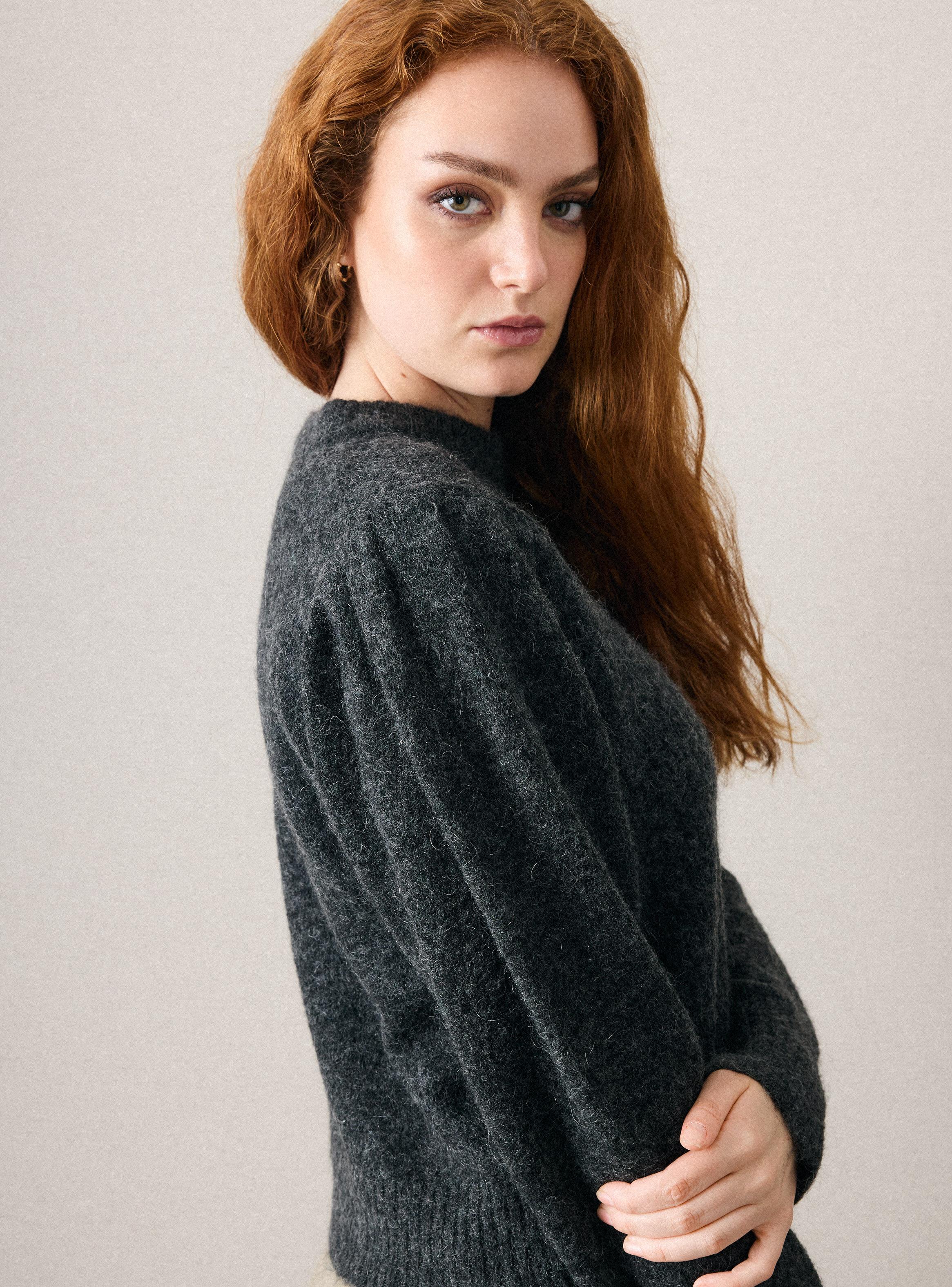 Sweater Tejido Suave Holgado con Lana-3