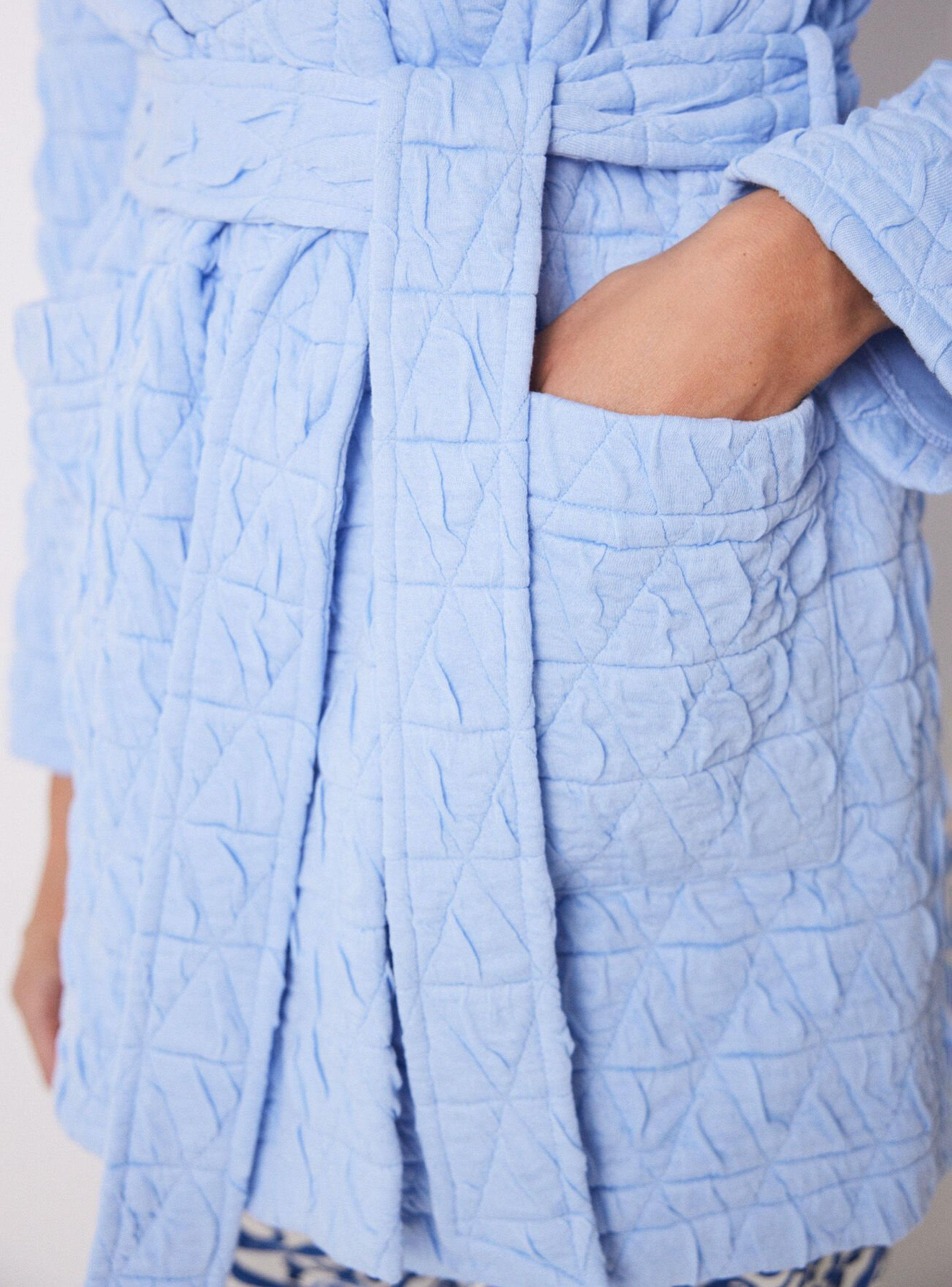 Bata Corta Cruzada Acolchada Claro-3