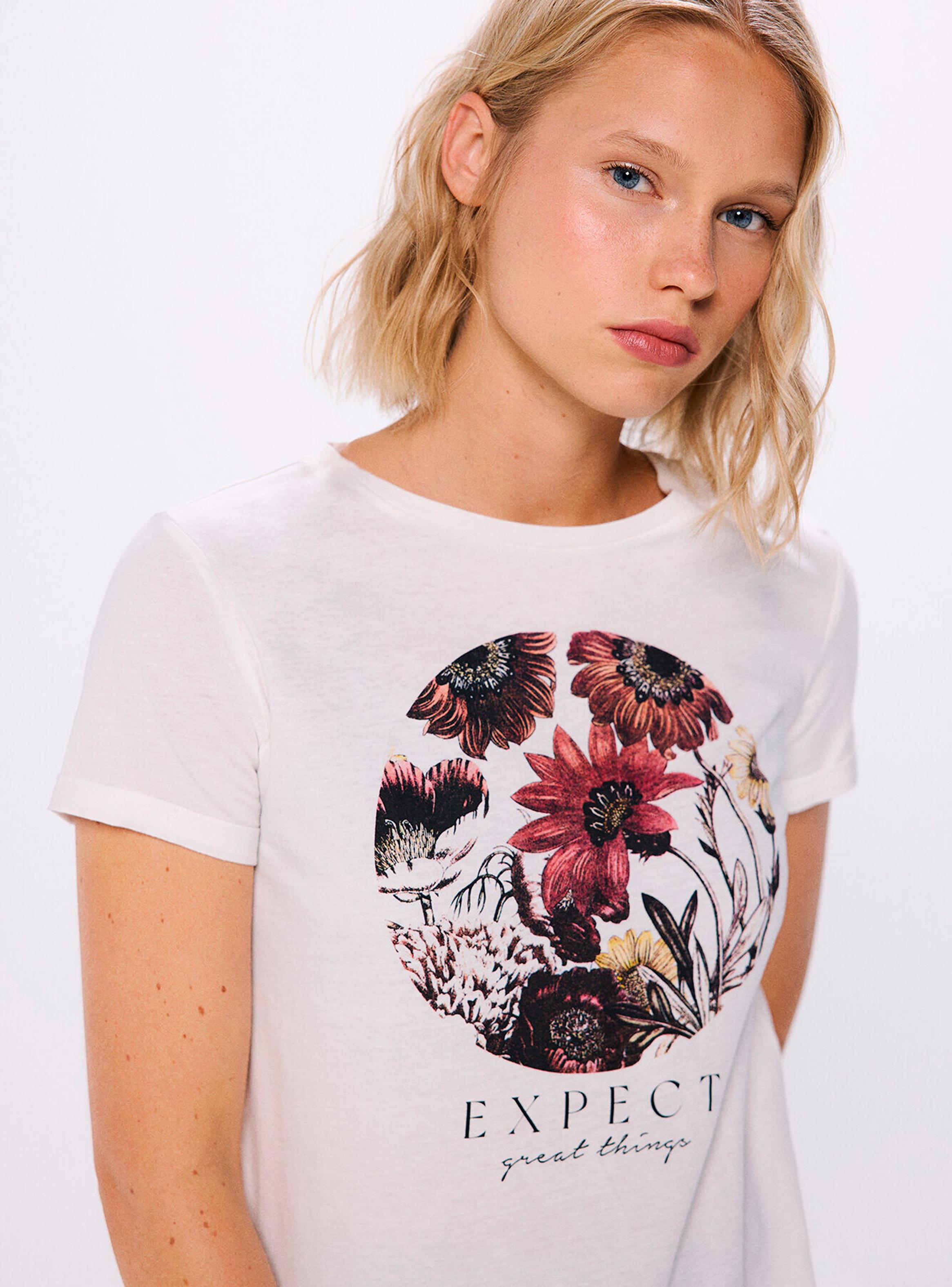 Polera Gráfica Floral-2