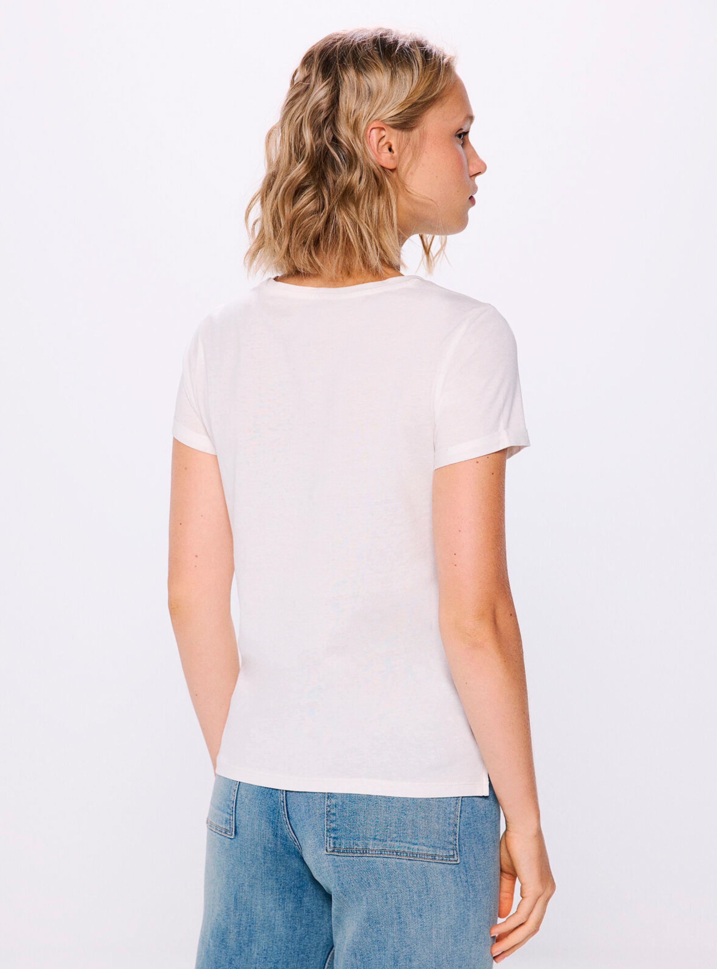 Polera Gráfica Floral-1