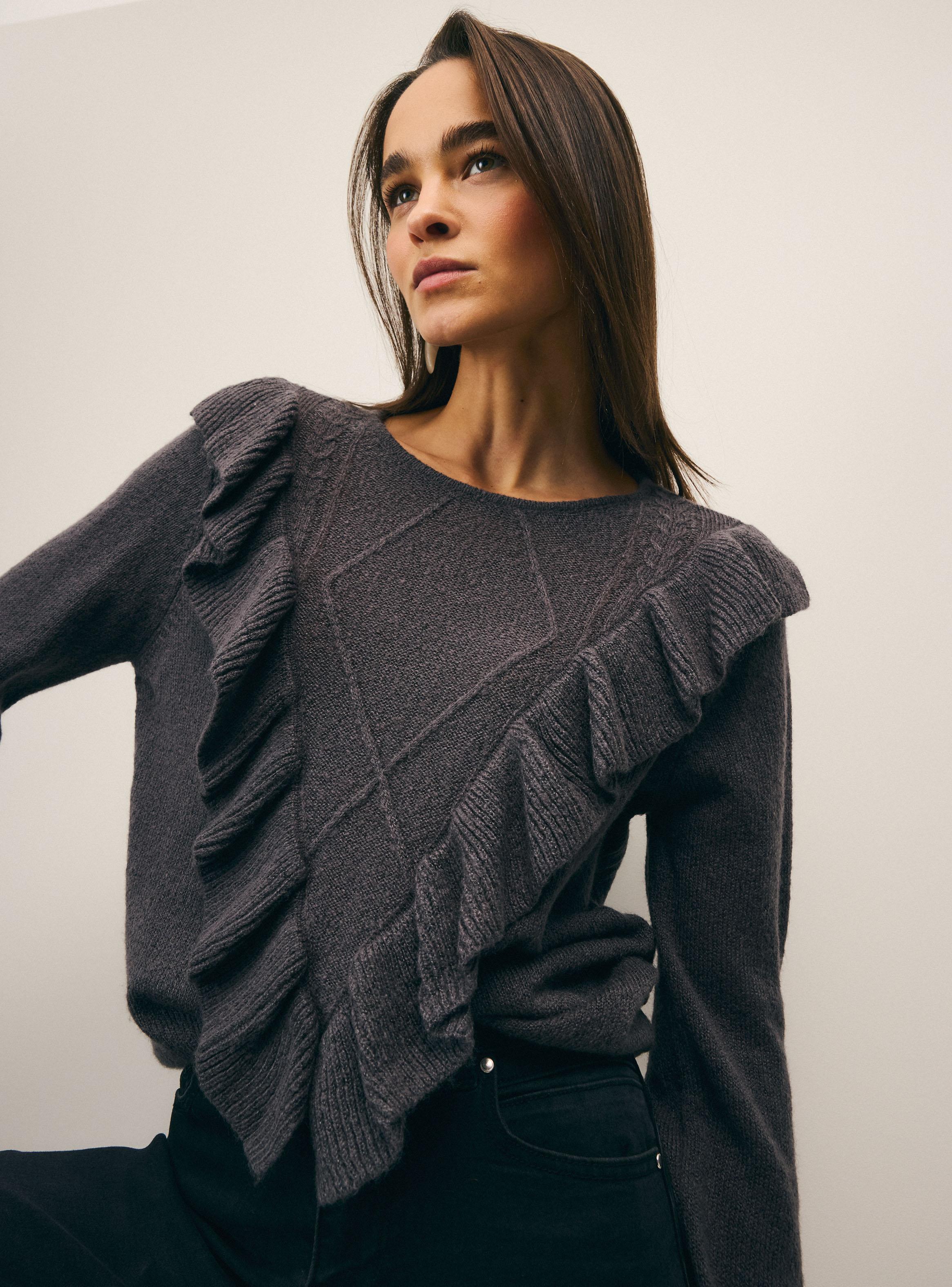 Sweater con Vuelo Frontal-2