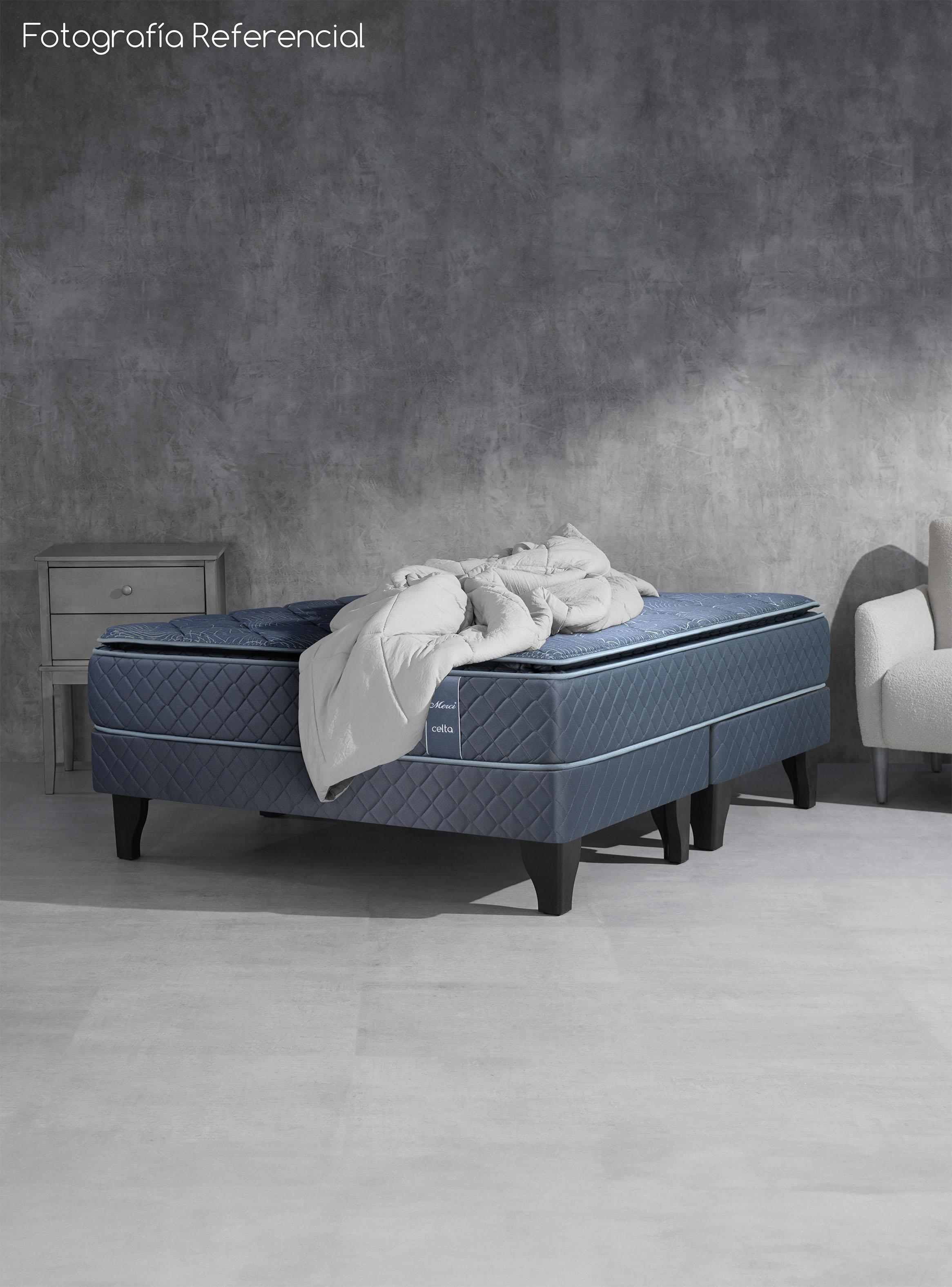 Cama Europea Merci 2 Plazas con Base Dividida + Respaldo y Veladores Málaga-5