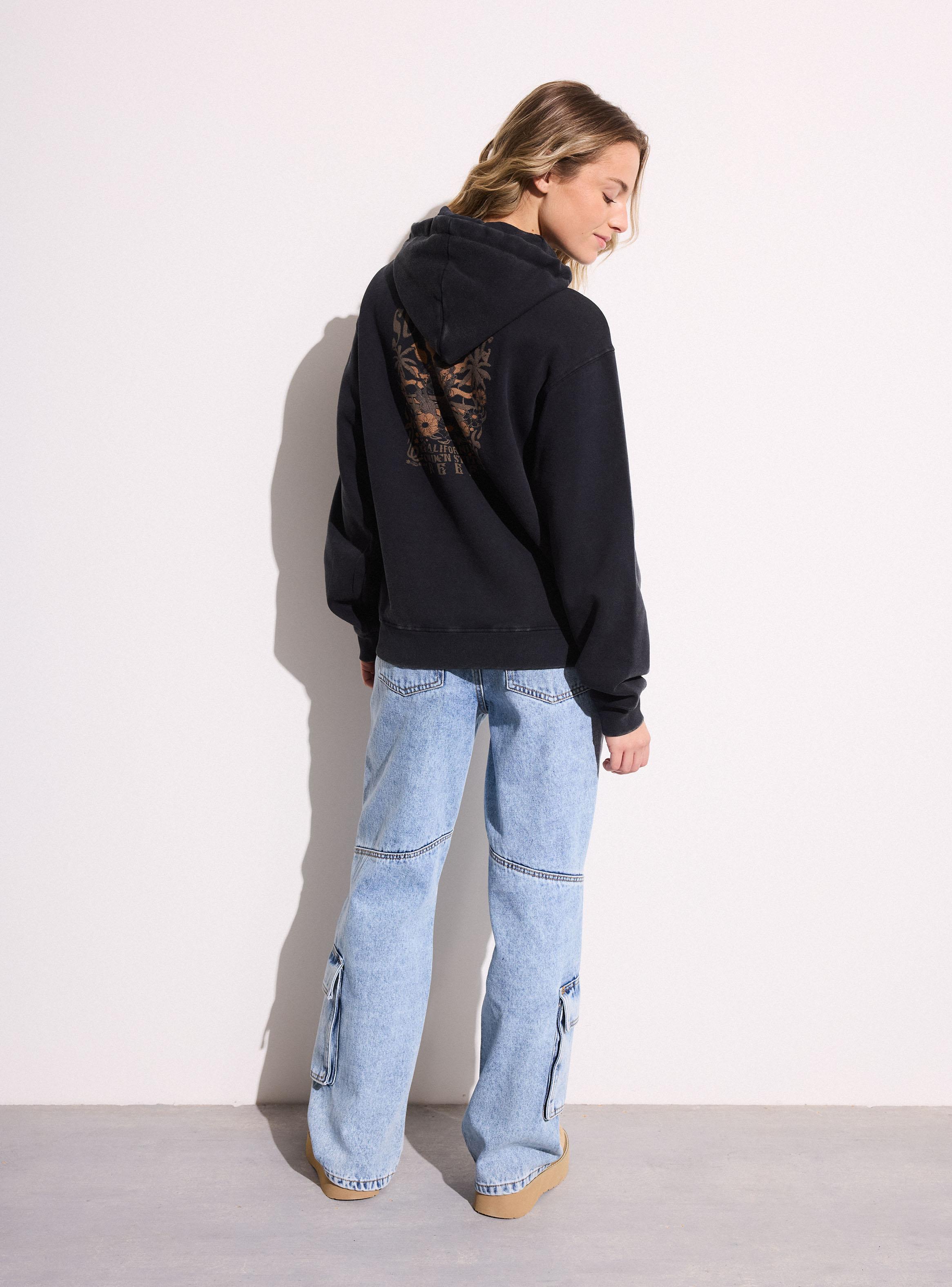 Polerón Regular con Estampado en Pecho y Espalda-5