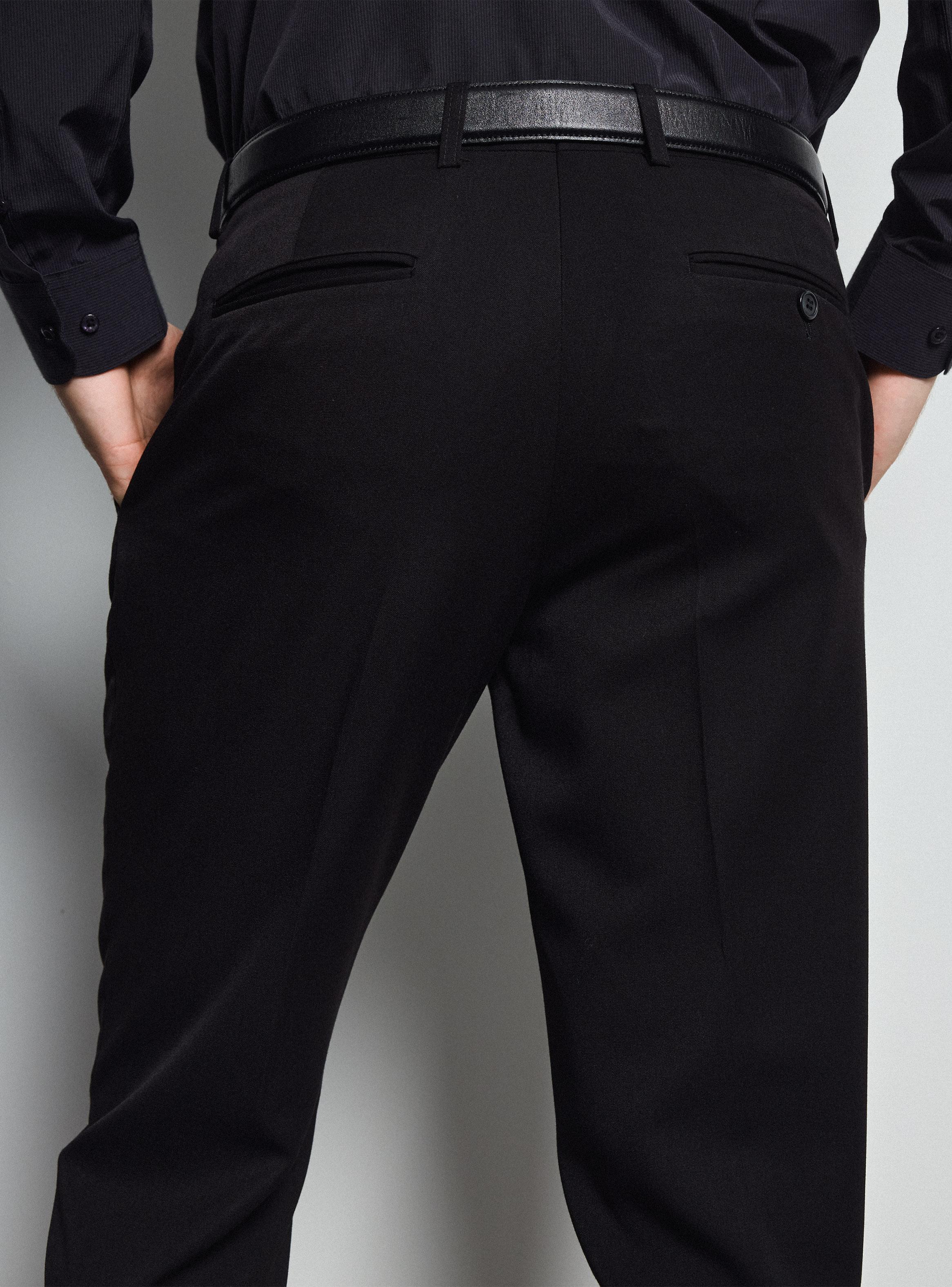 Pantalon Negro Slim Fit con Spandex-3