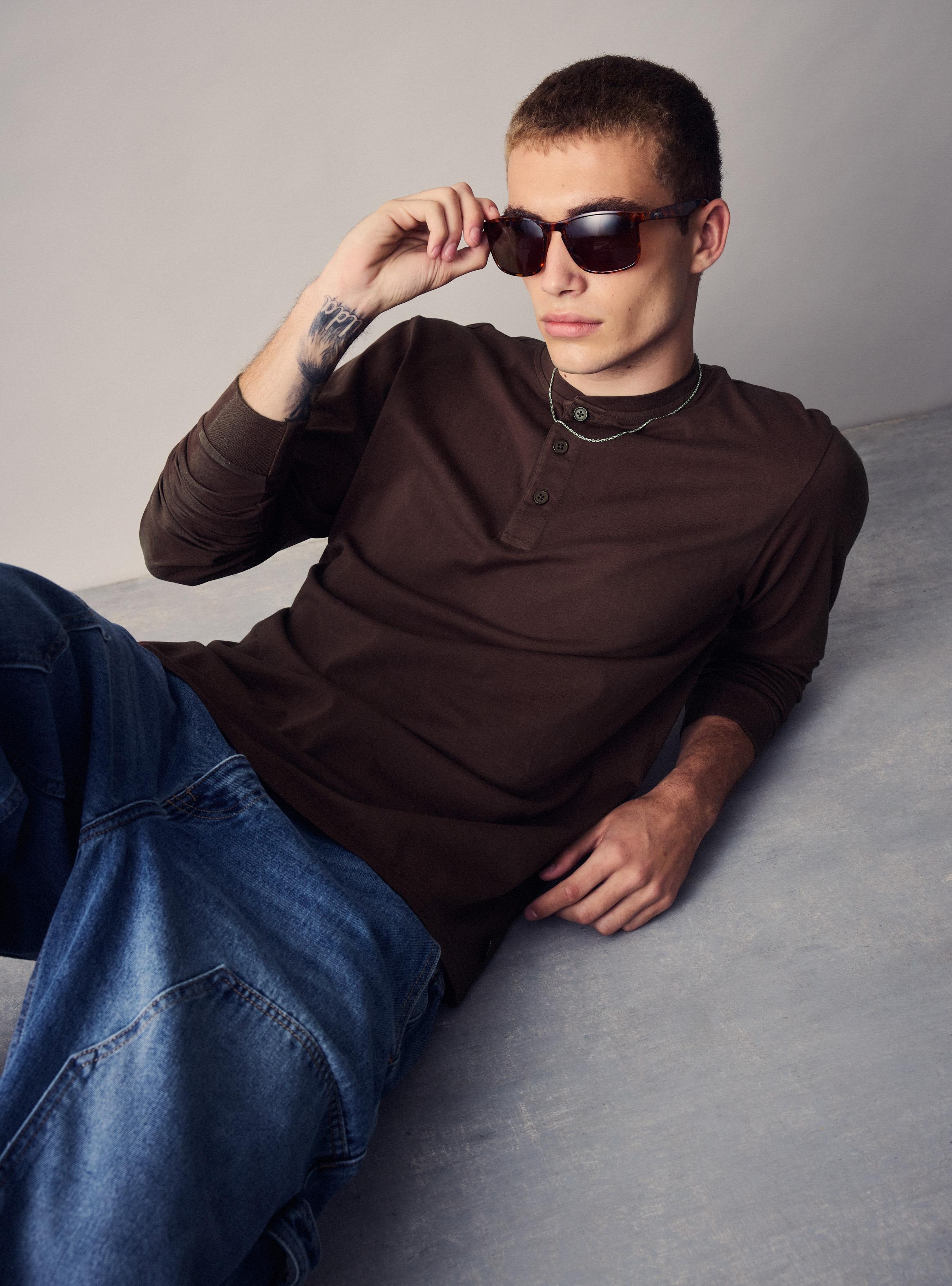 Polera Cuello Henley-0