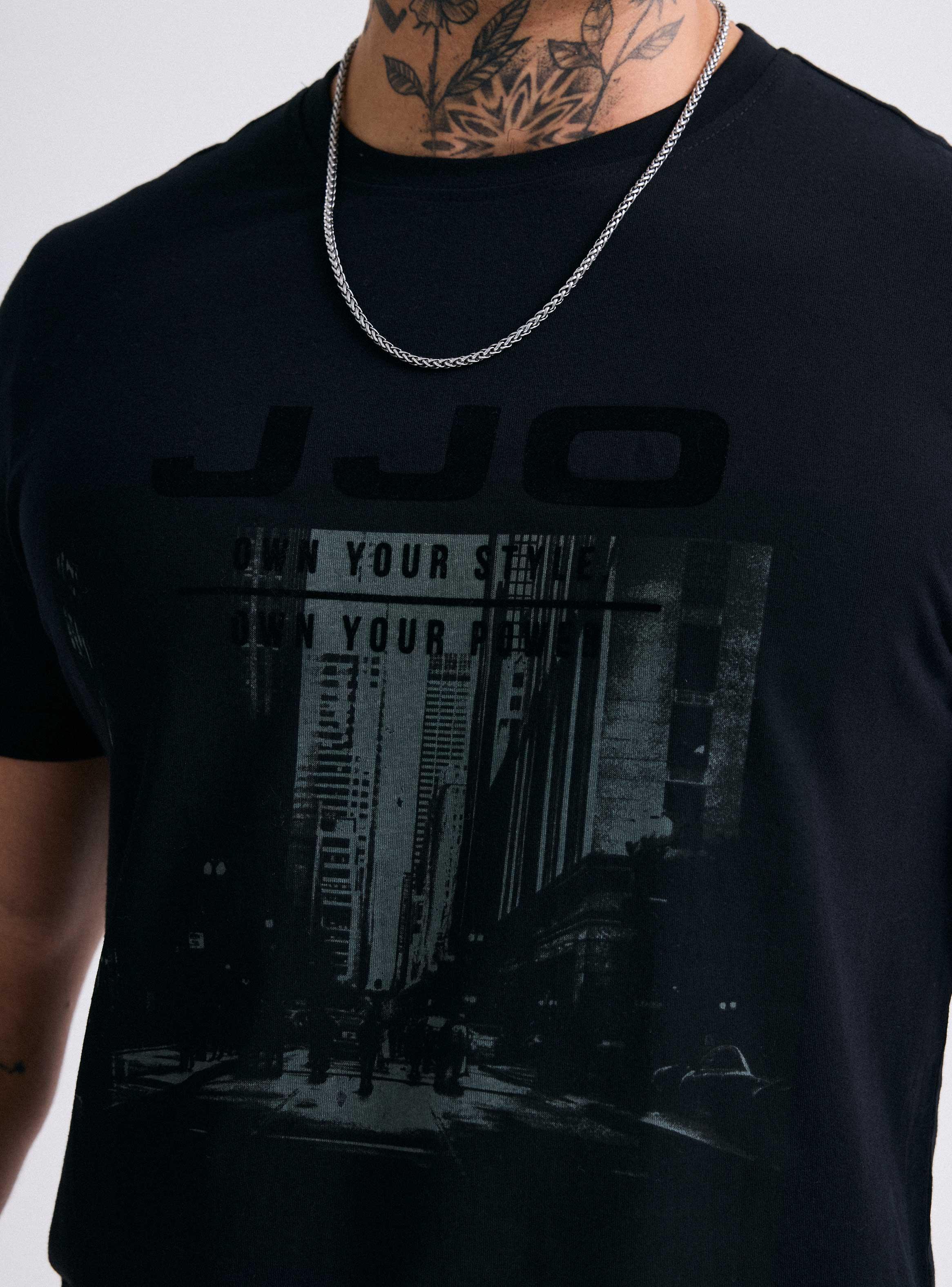 Polera Print Front Logo Terciopelo-2