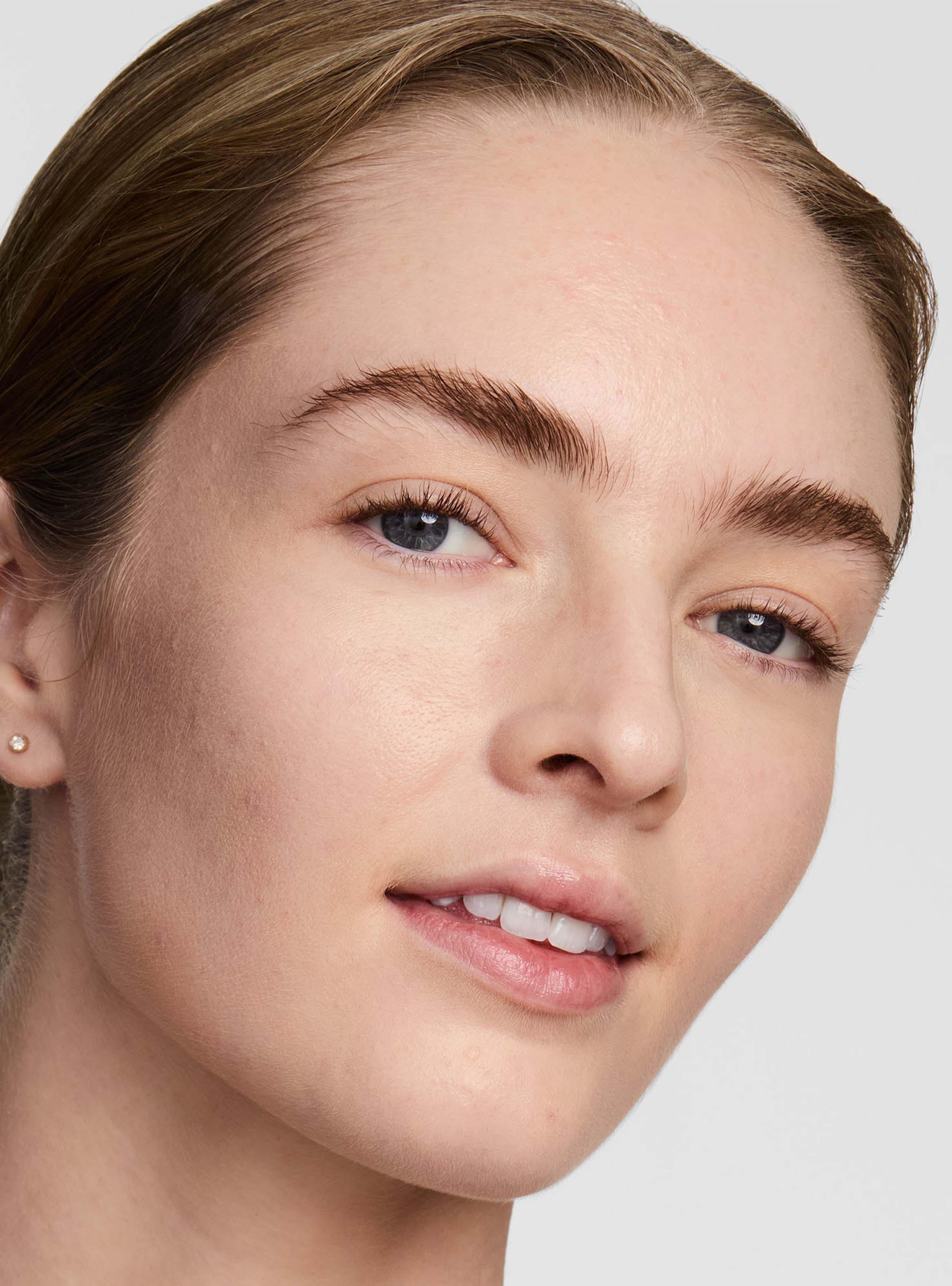 Corrector Double Wear Stay-In-Place 1N 12 ml-3