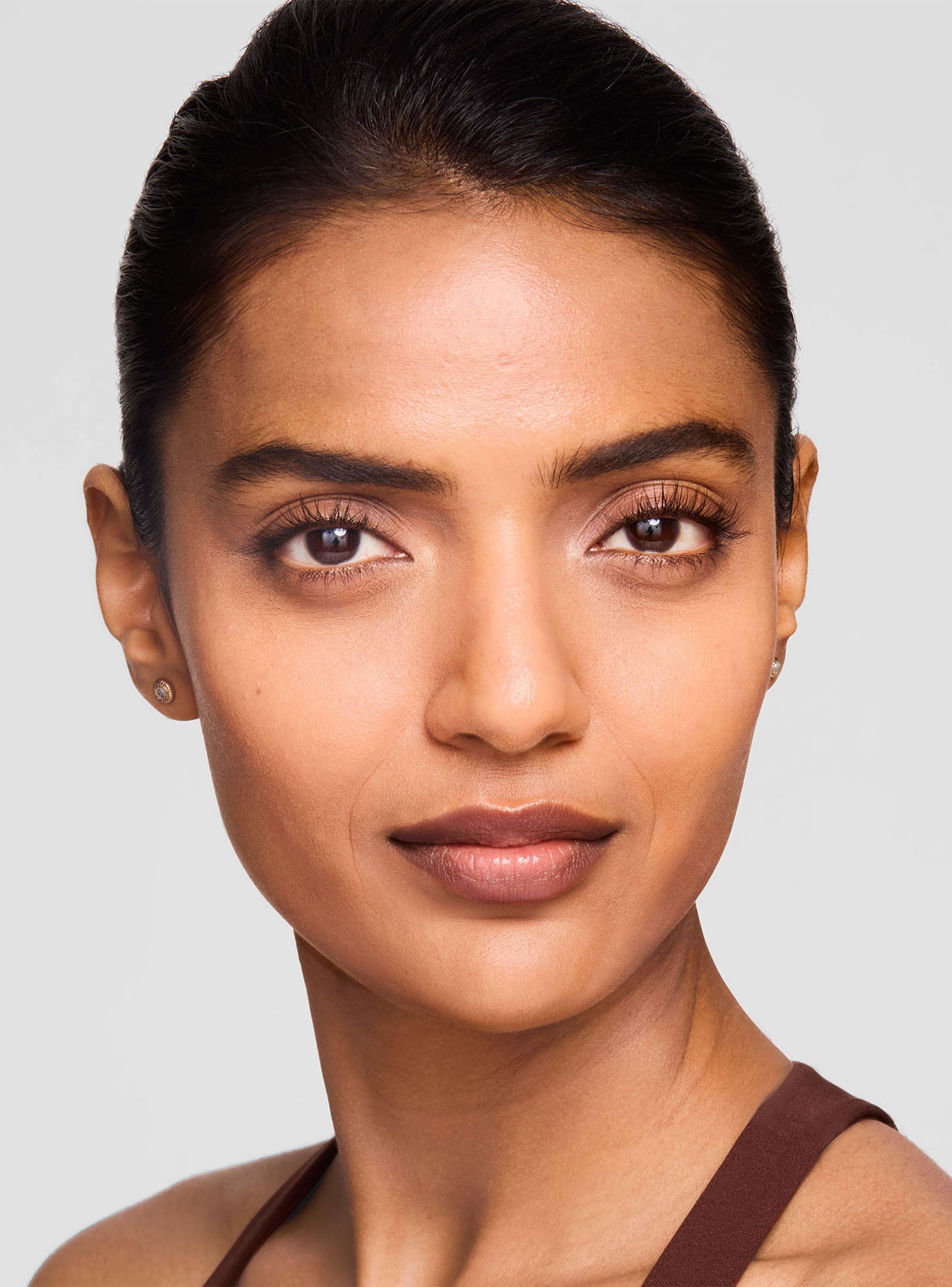 Corrector Double Wear Stay-In-Place 4N 12 ml-3