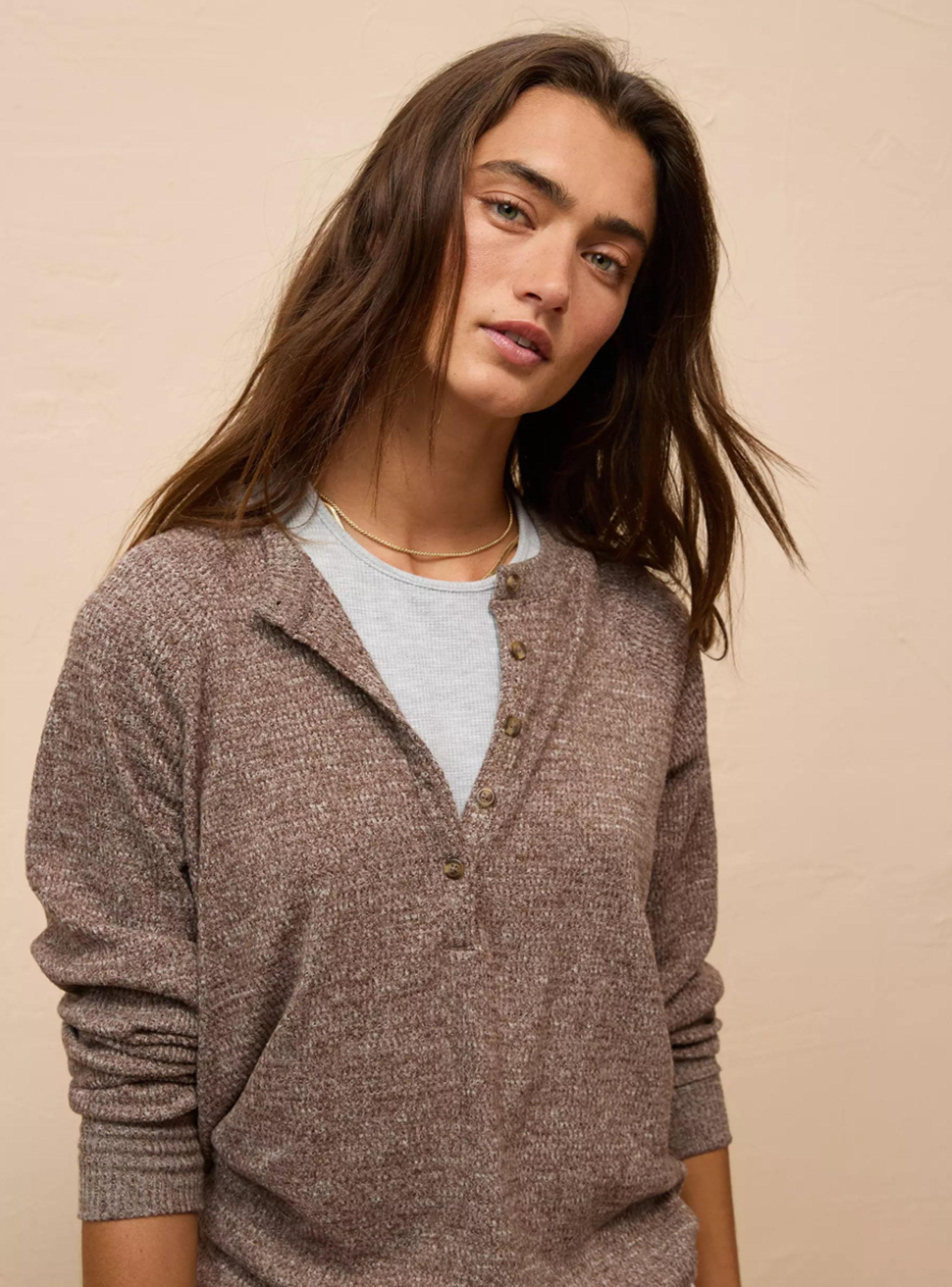 Polera Manga Larga Cuello Henley-2