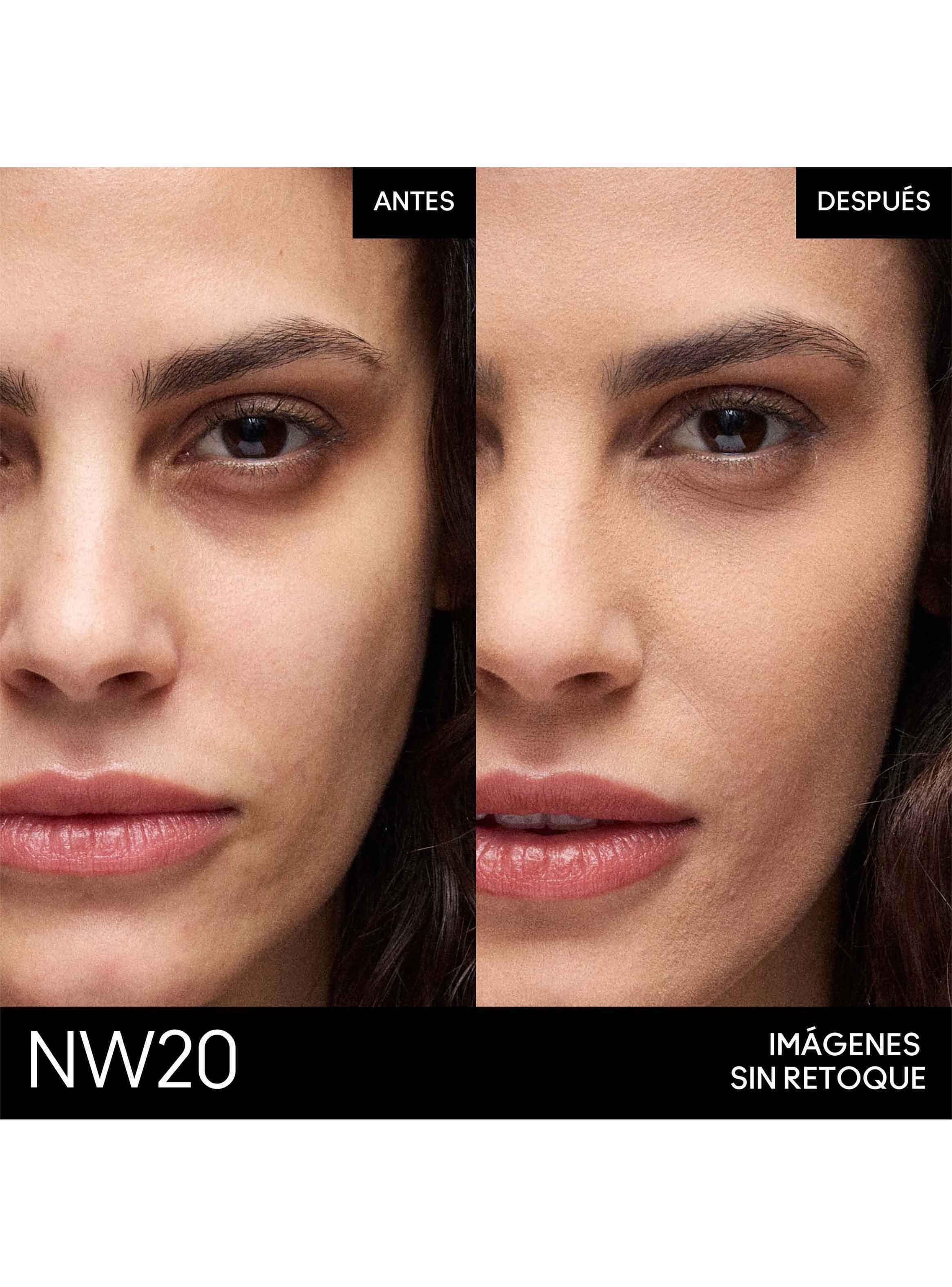 Base de Maquillaje Studio Fix Powder Plus Foundation NW20-2