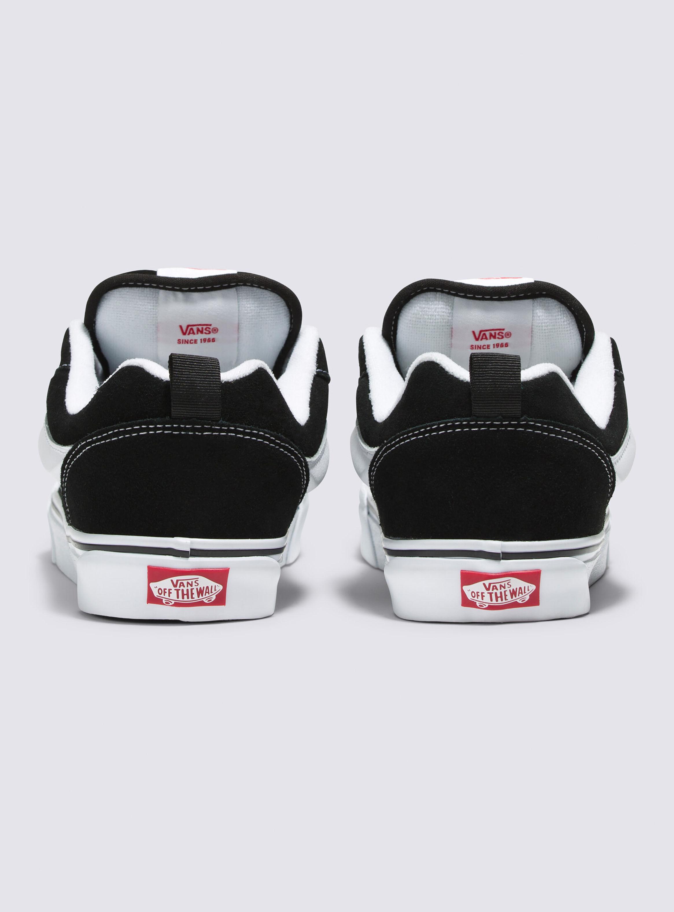 Zapatilla Urbana Cuero Knu-Skool Mujer-3