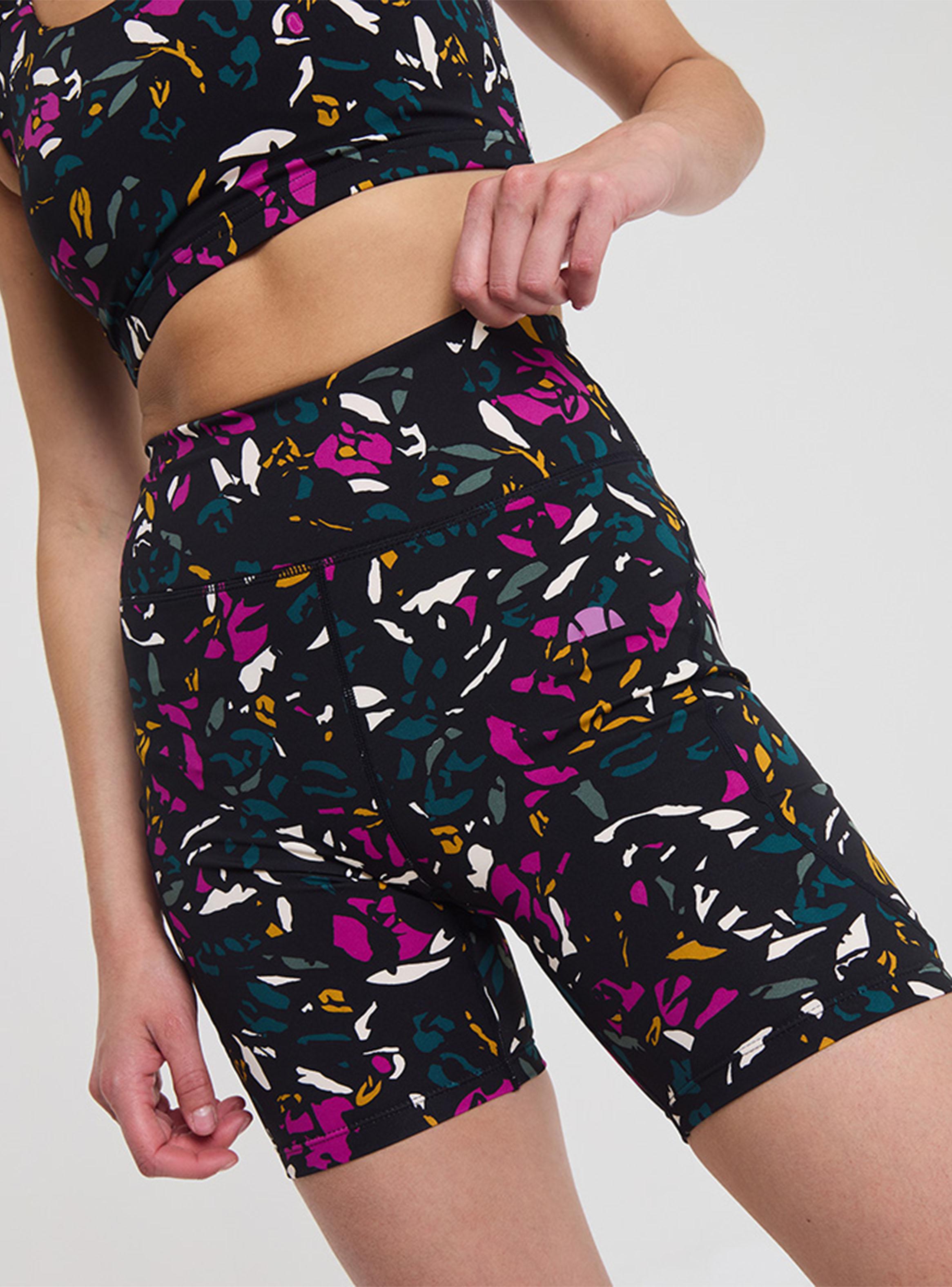 Short Regular Fit Wara-2