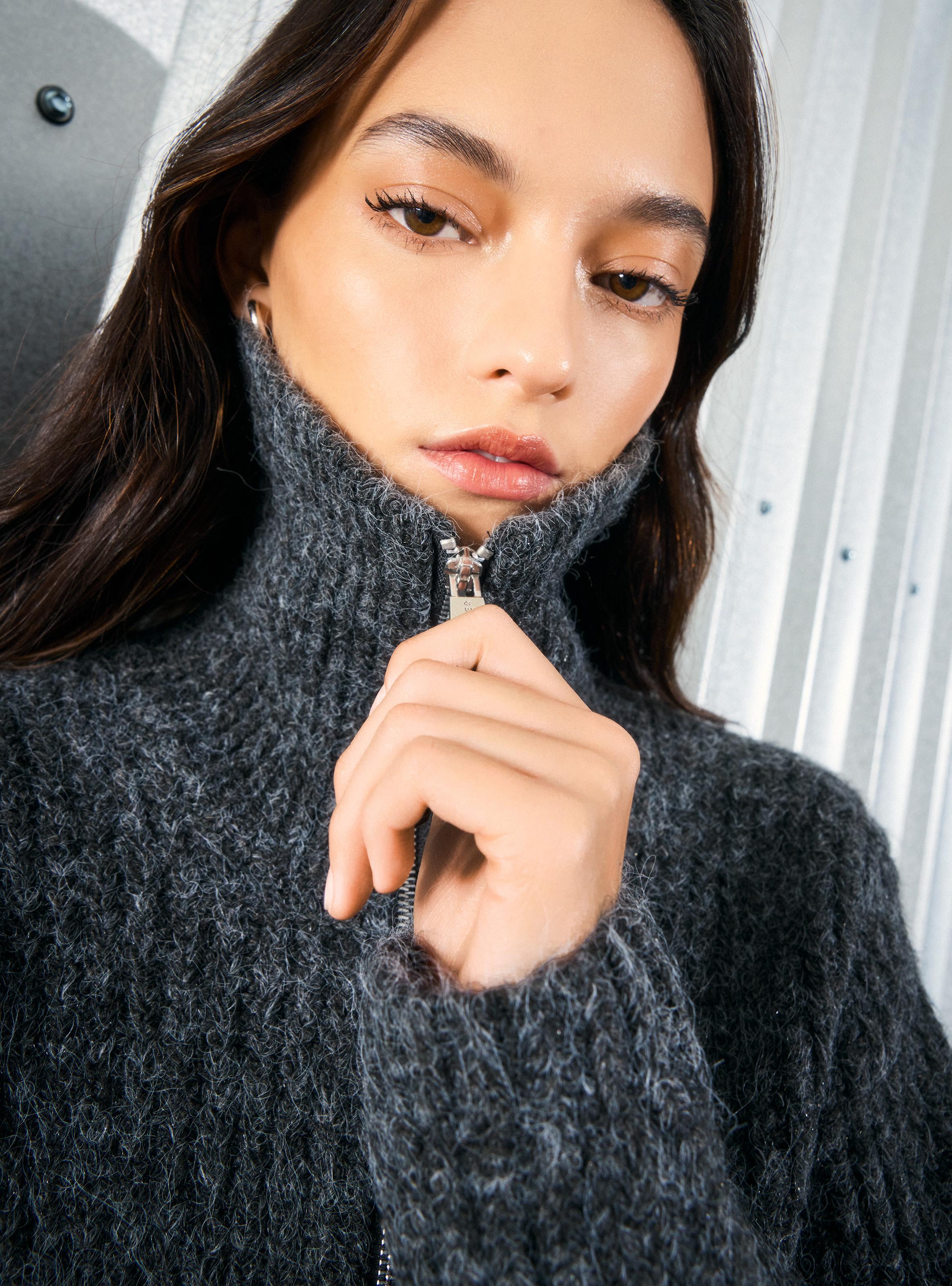 Sweater Tejido Cuello Alto-2