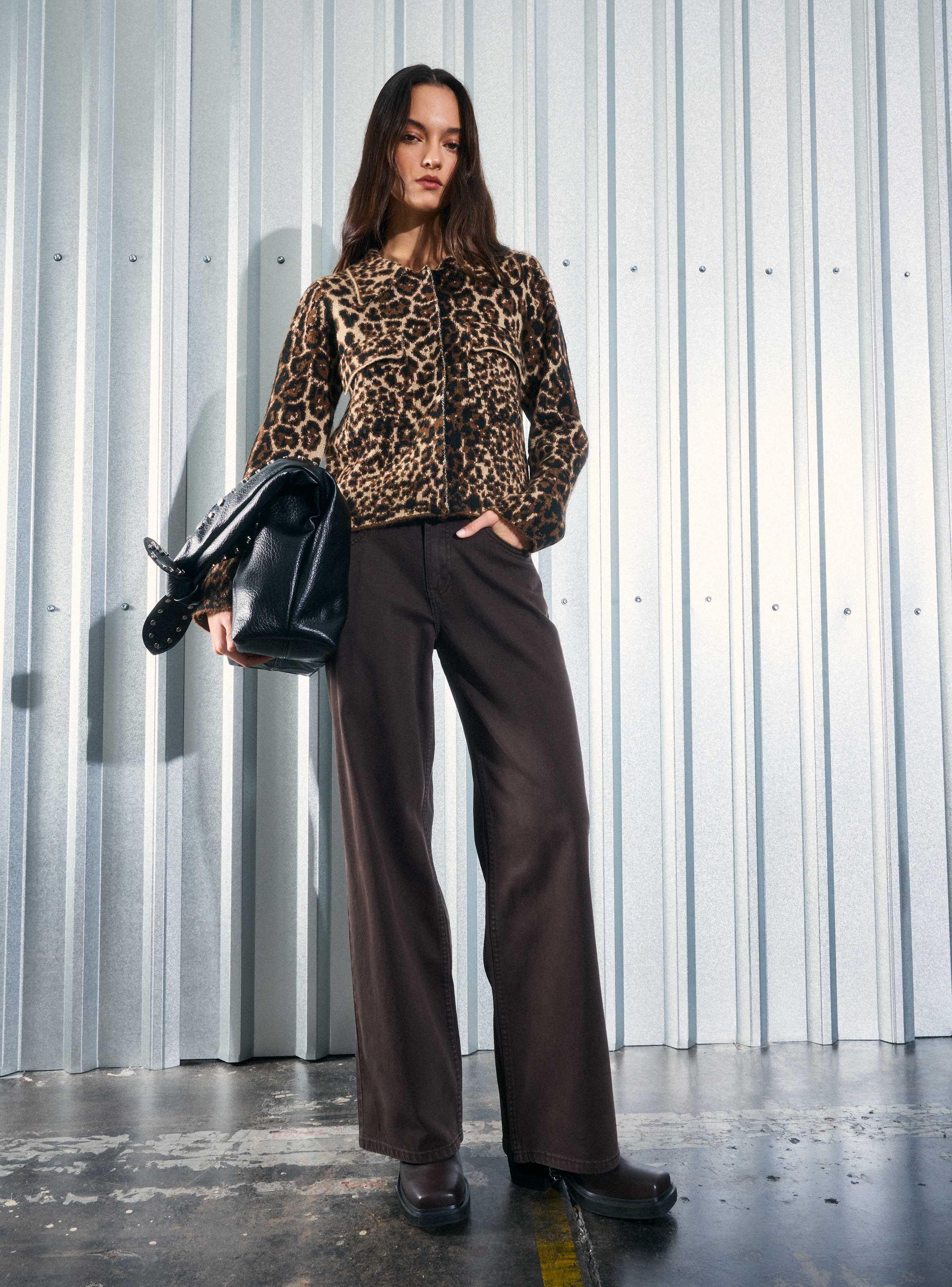 Pantalón Básico 5 Bolsillos Wide-4