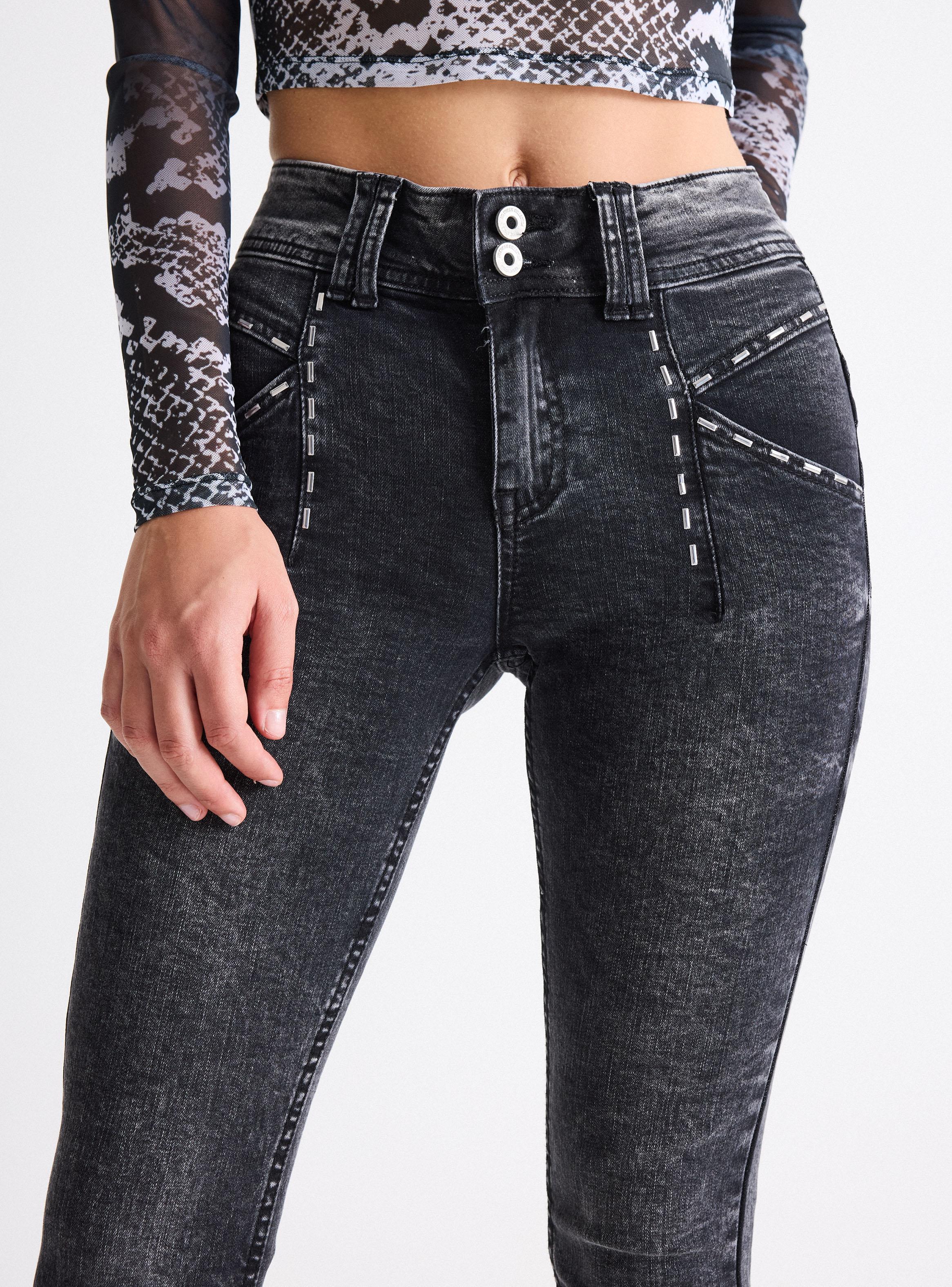 Jeans Push Up Desgastado Bolsillos Diagonales-2